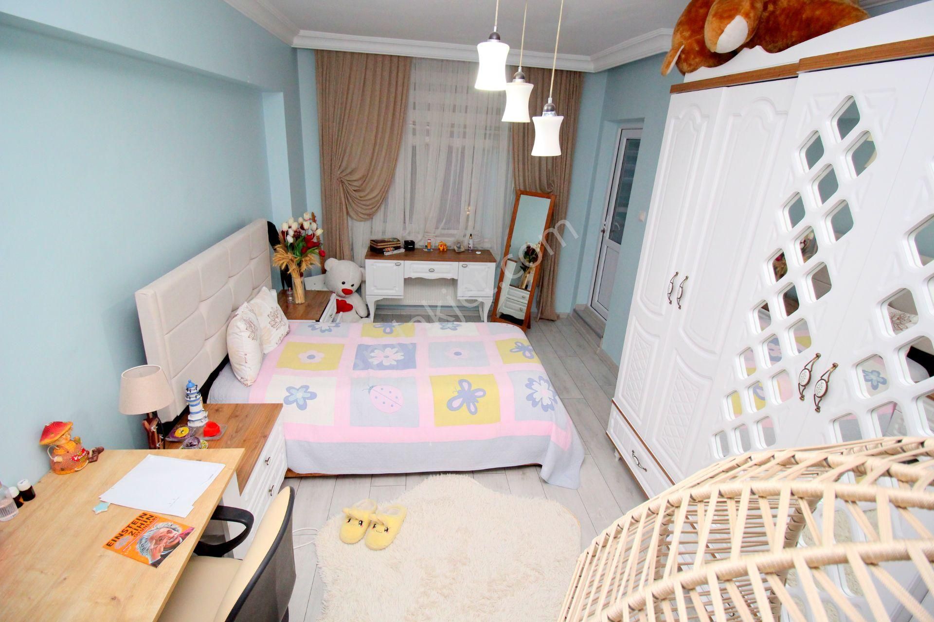 Emre Emlaktan 14.cadde Üzeri Full Yapılı Asansörlü 4+1 Satılık Daire - Görsel 19