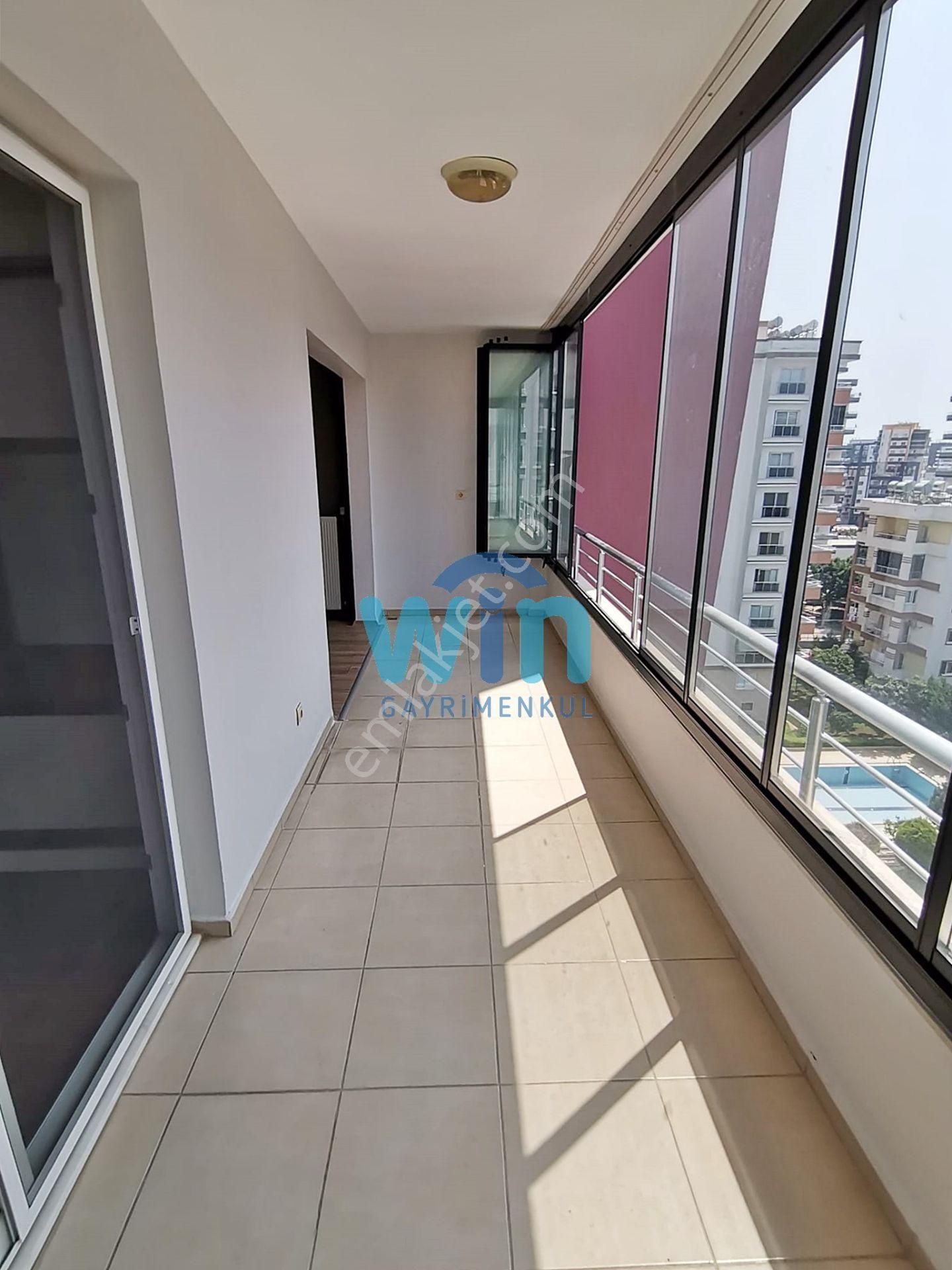 Win'den Aile Sitesinde Geniş Oturuma Sahip Satılık 2+1 Daire - Görsel 9