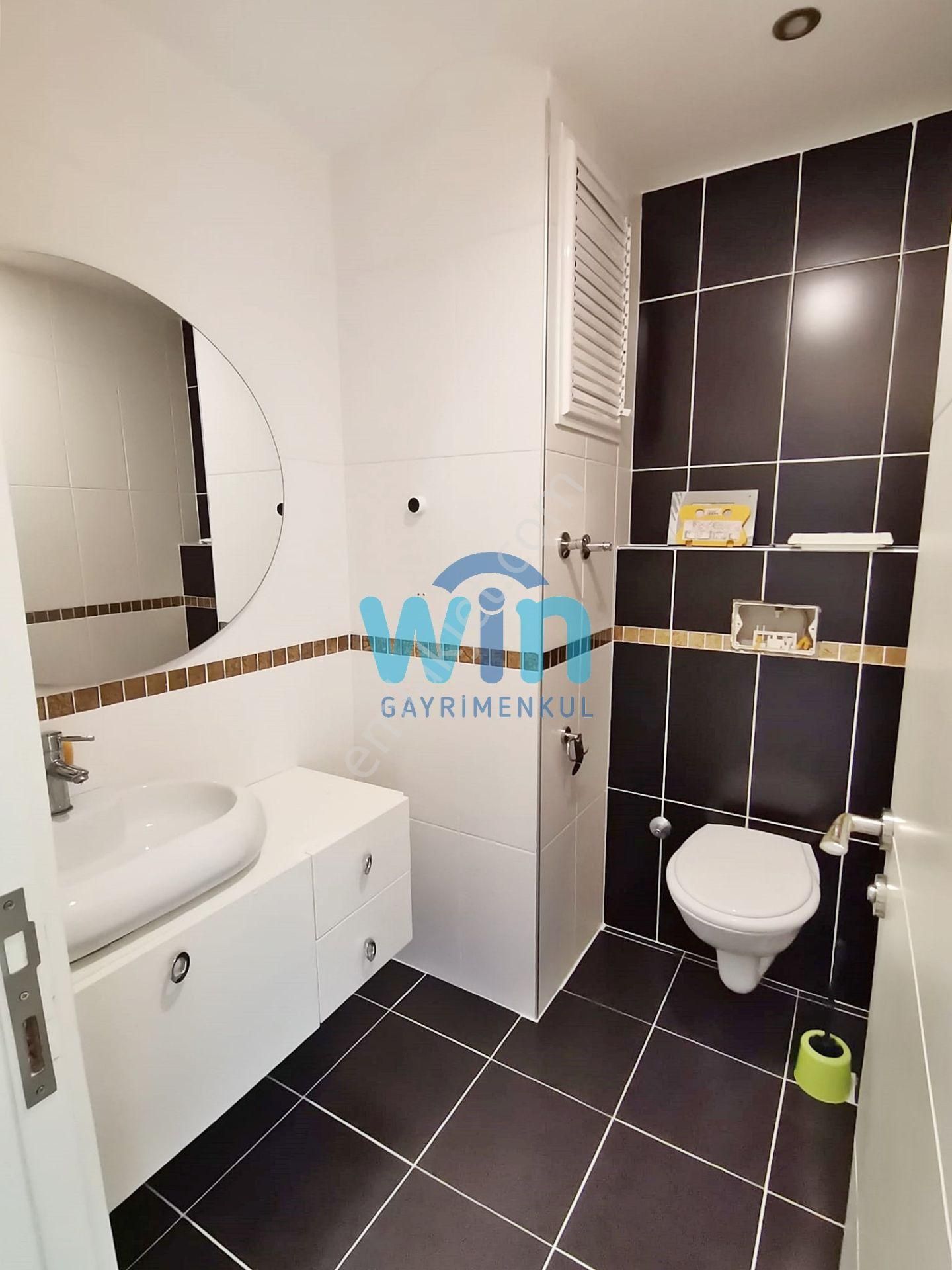 Win'den Aile Sitesinde Geniş Oturuma Sahip Satılık 2+1 Daire - Görsel 12