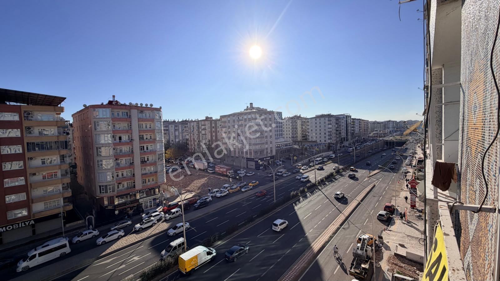 Tesislerde Ana Cadde Üstünde 3+1 Satılık Daire - Görsel 8