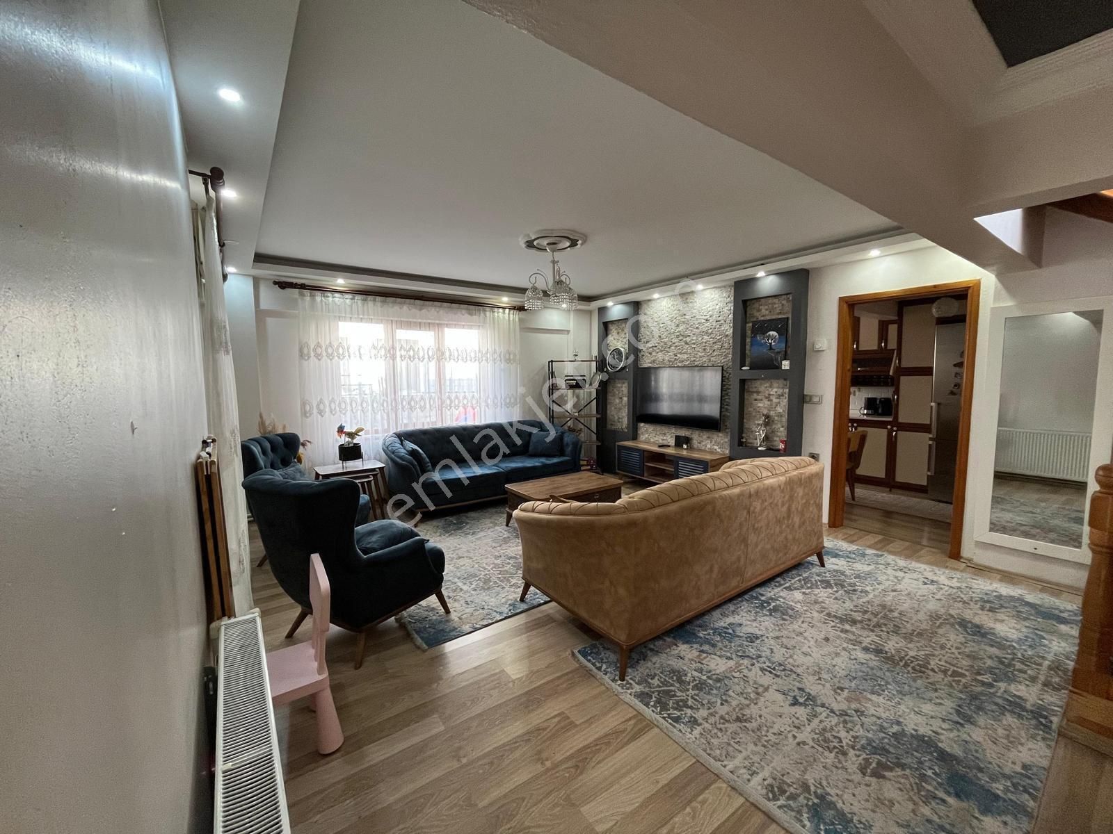 Emlakevim - Sakarya Hendek Rasimpaşa'da Satılık 4+1 Villa - Görsel 16