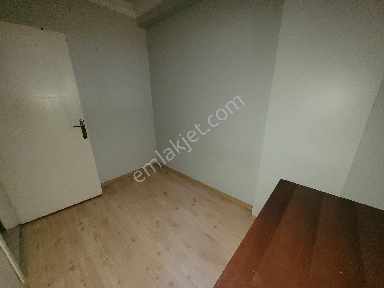 !!!kelepirr!!! Genç Binada - Ayrı Mutfaklı - Balkonlu Ve Altında Daire Bulunan 2+1 - Görsel 23