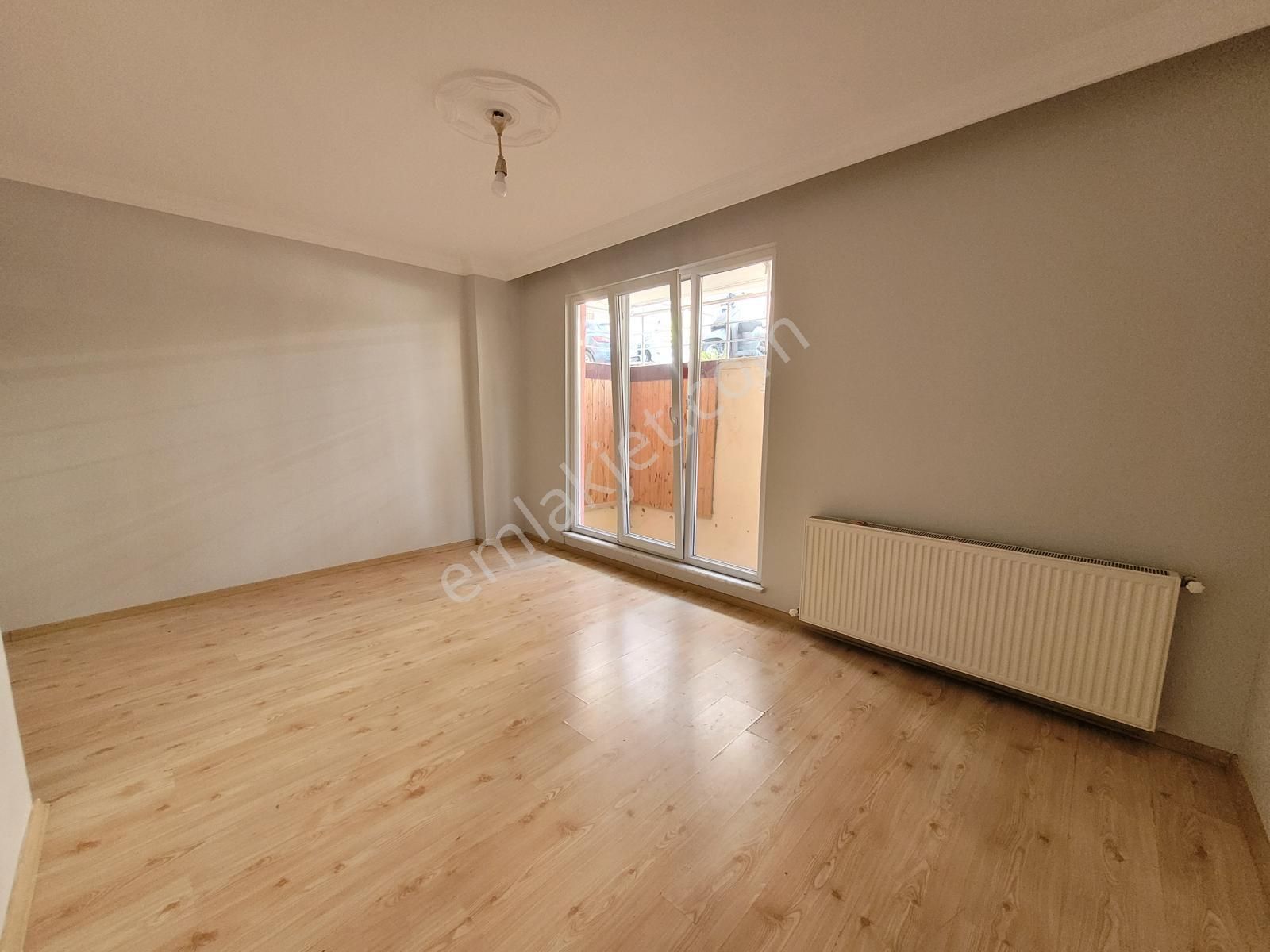 !!!kelepirr!!! Genç Binada - Ayrı Mutfaklı - Balkonlu Ve Altında Daire Bulunan 2+1 - Görsel 3