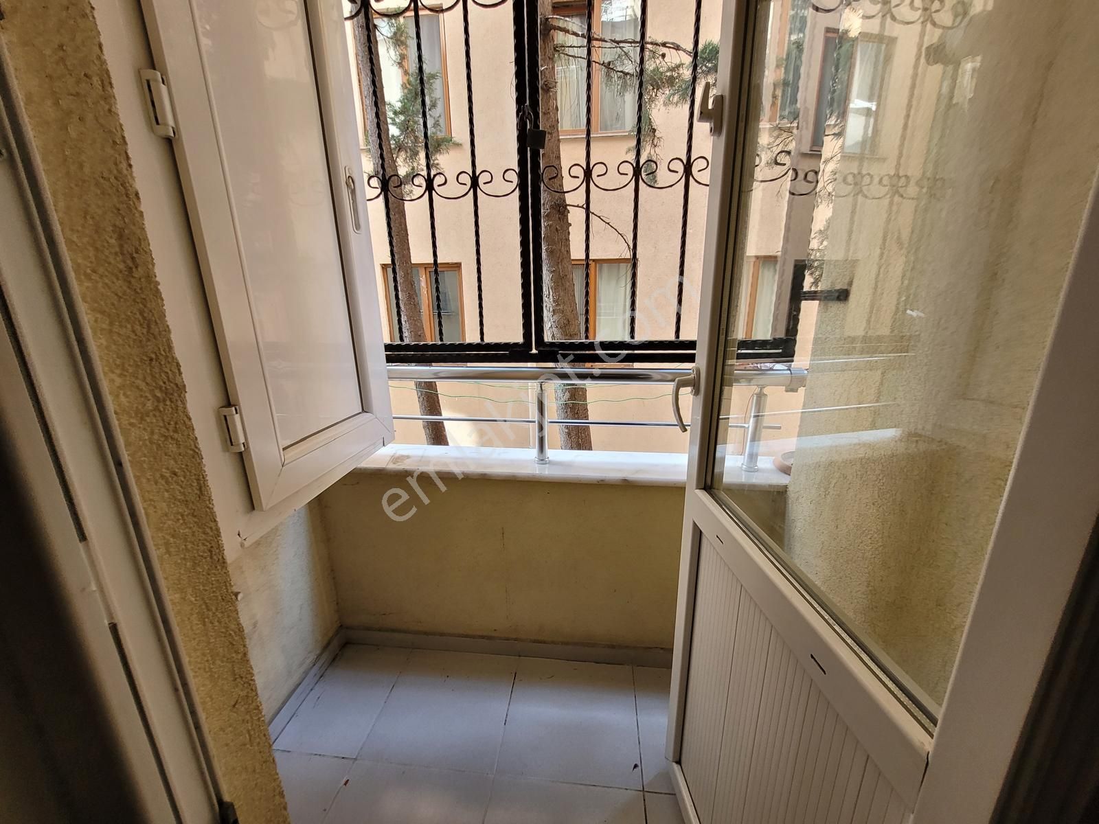 !!!kelepirr!!! Genç Binada - Ayrı Mutfaklı - Balkonlu Ve Altında Daire Bulunan 2+1 - Görsel 16