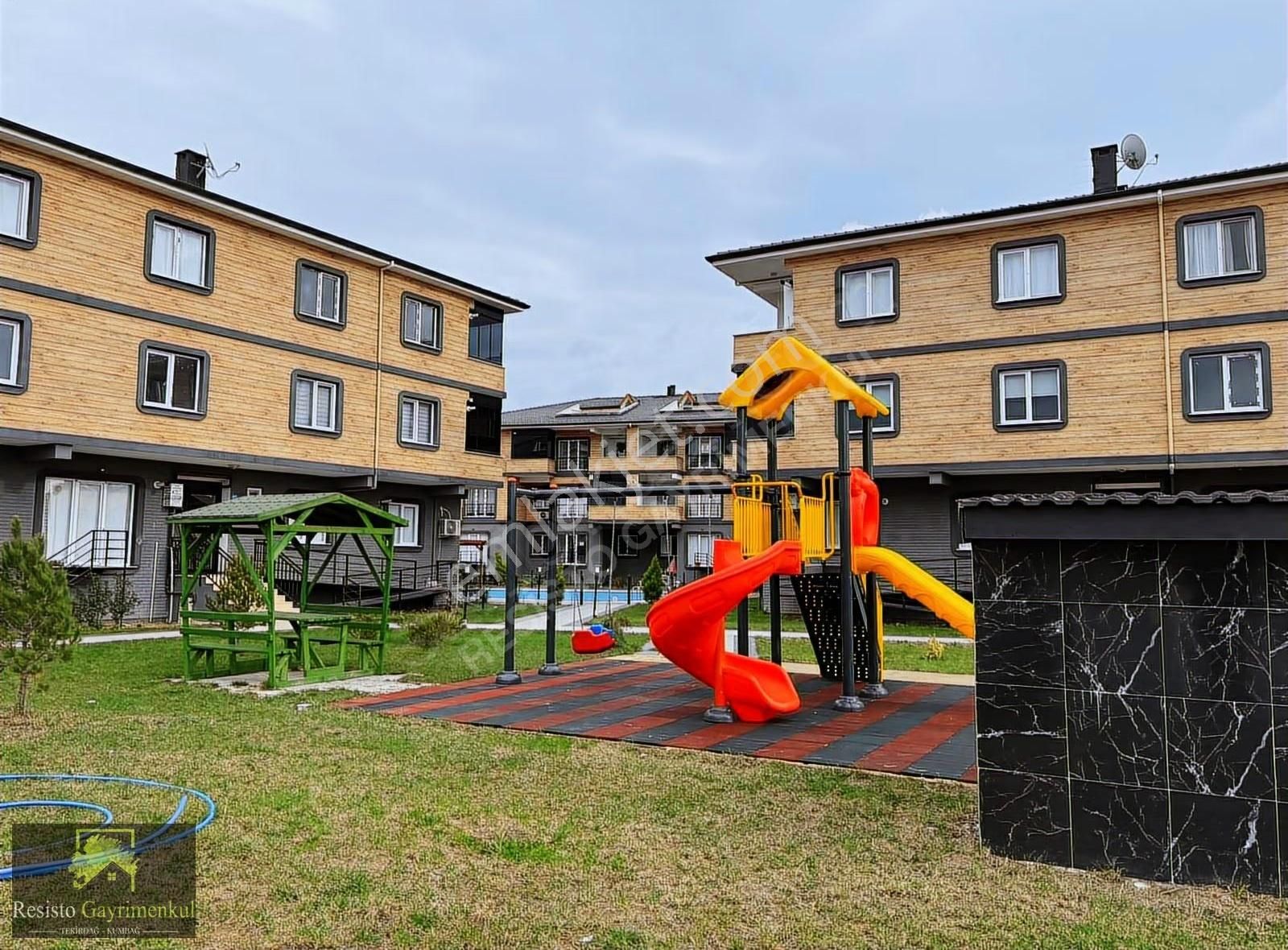 Resisto'dan Havuz + Aquaparklı Sitede İskanlı 3+1 Lüks Daireler - Görsel 3