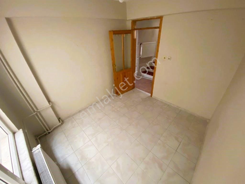 Kardeşten Edremit Alya Cafe Civarı Jeotermalli 5+1 Dubleks Daire - Görsel 16