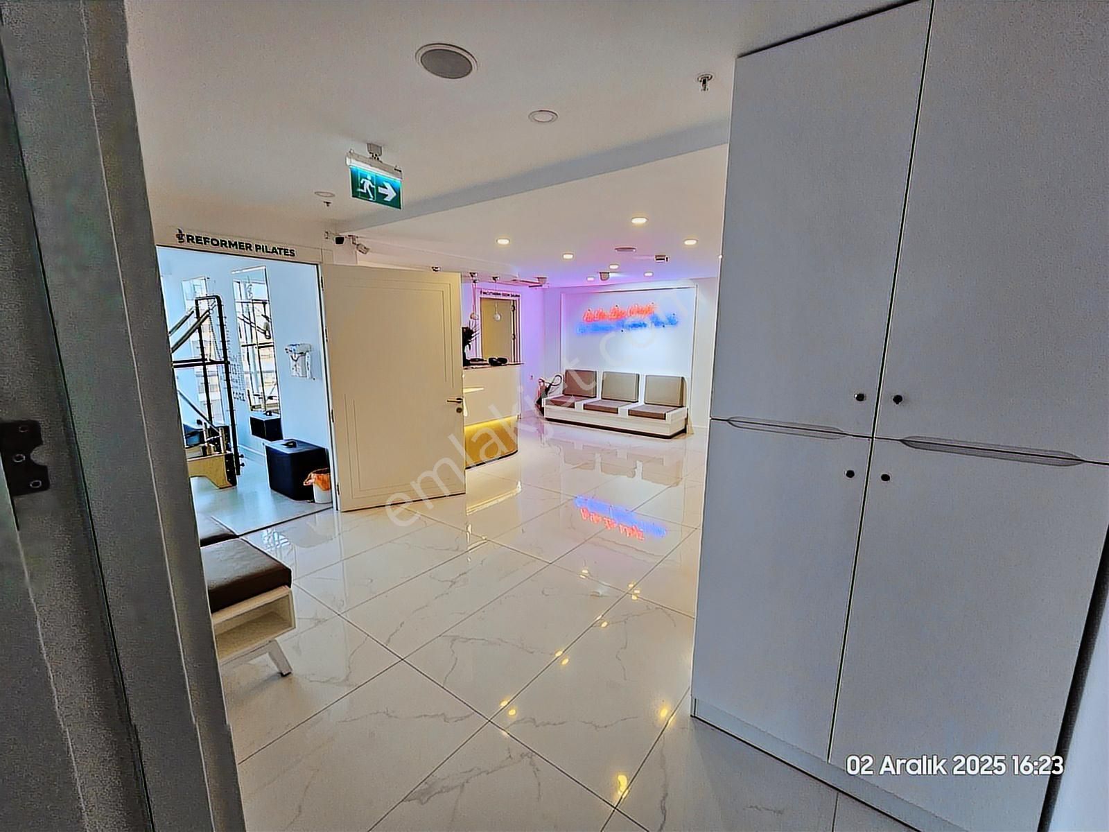 Akg'den Mustafa Kemal Atay İş Merkezinde Lüks Satılık Ofis - Görsel 4
