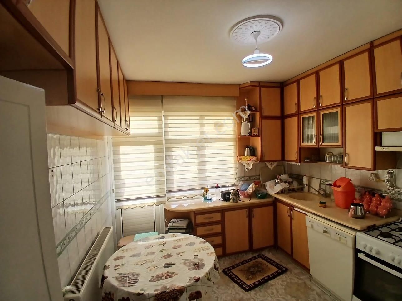 Akçay Emlak'tan Akşehir Koşuyolu Jandarma Yanında Ara Kat Bakımlı Eşyalarıyla Satılık 2+1 Daire - Görsel 12