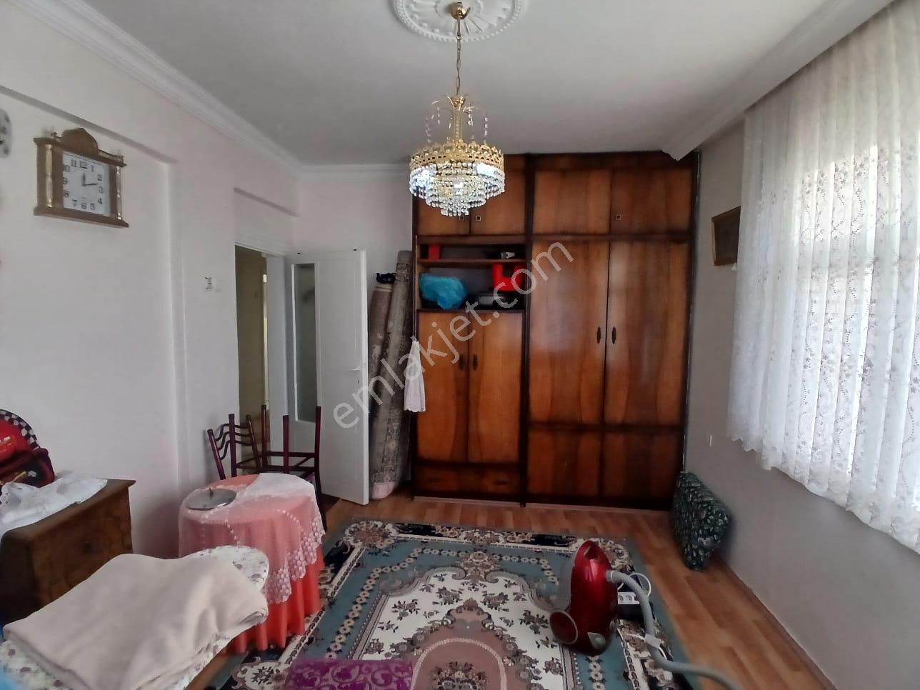 Akçay Emlak'tan Akşehir Koşuyolu Jandarma Yanında Ara Kat Bakımlı Eşyalarıyla Satılık 2+1 Daire - Görsel 9