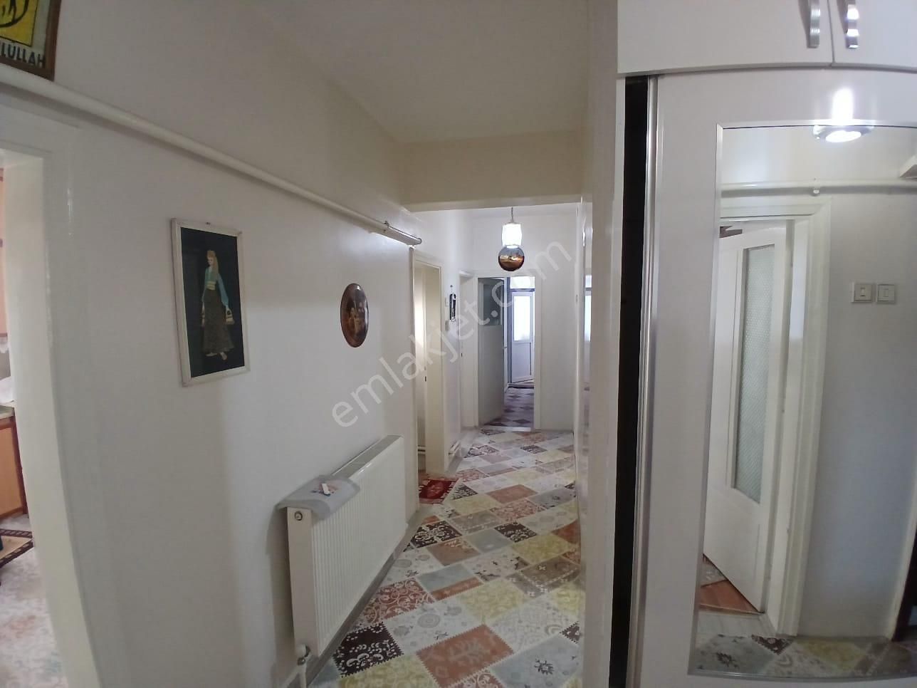 Akçay Emlak'tan Akşehir Koşuyolu Jandarma Yanında Ara Kat Bakımlı Eşyalarıyla Satılık 2+1 Daire - Görsel 18