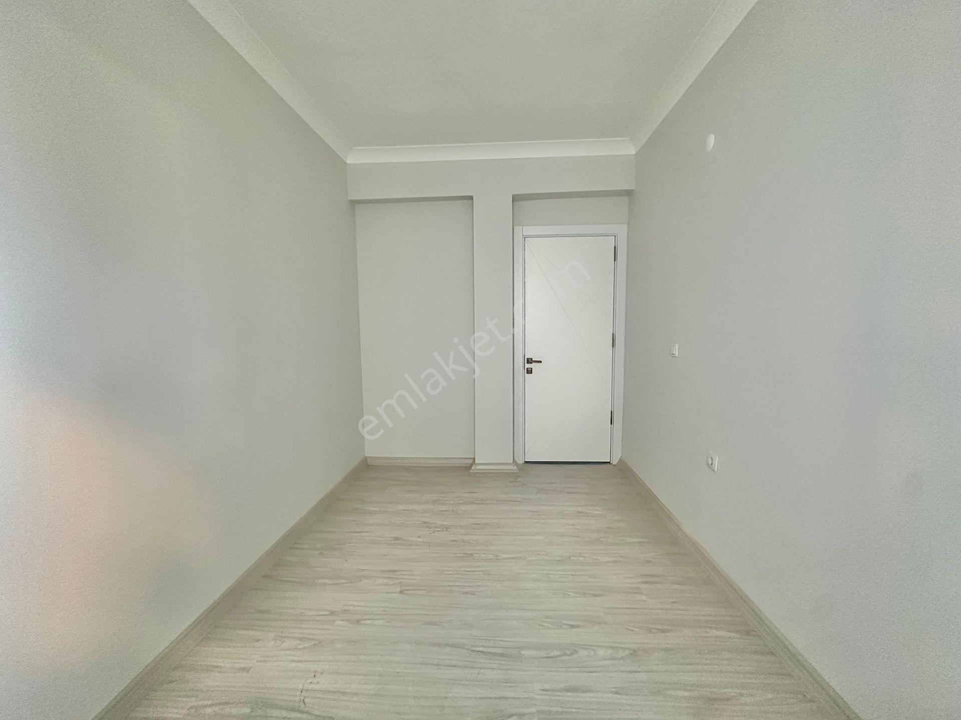Home And Car'dan Kadıköy'de Doğalgazlı Ara Kat 2+1 Sıfır Daire - Görsel 14