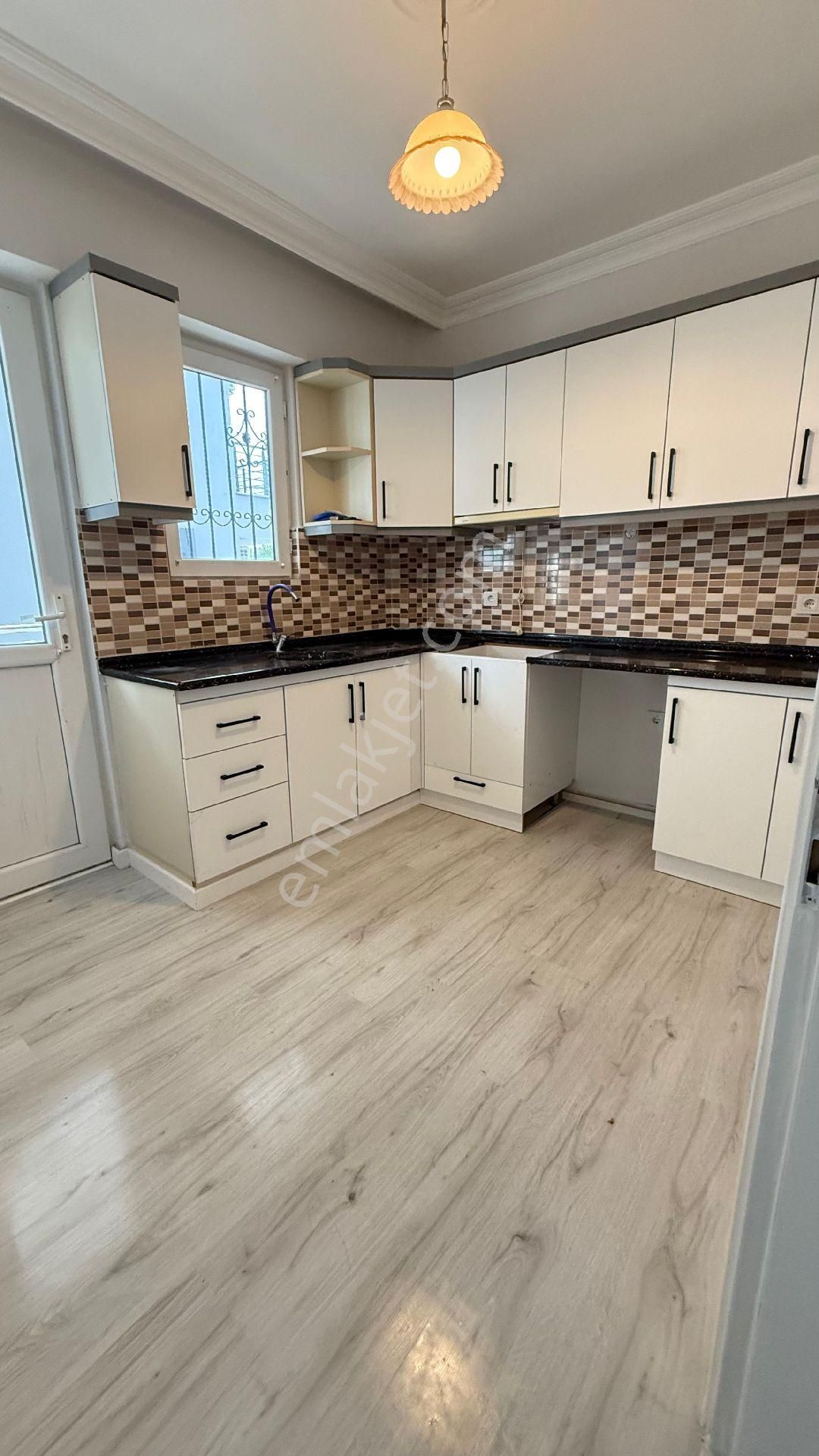 Didimde Satılık Geniş 2+1 Ayri Mutfak Diare - Görsel 12