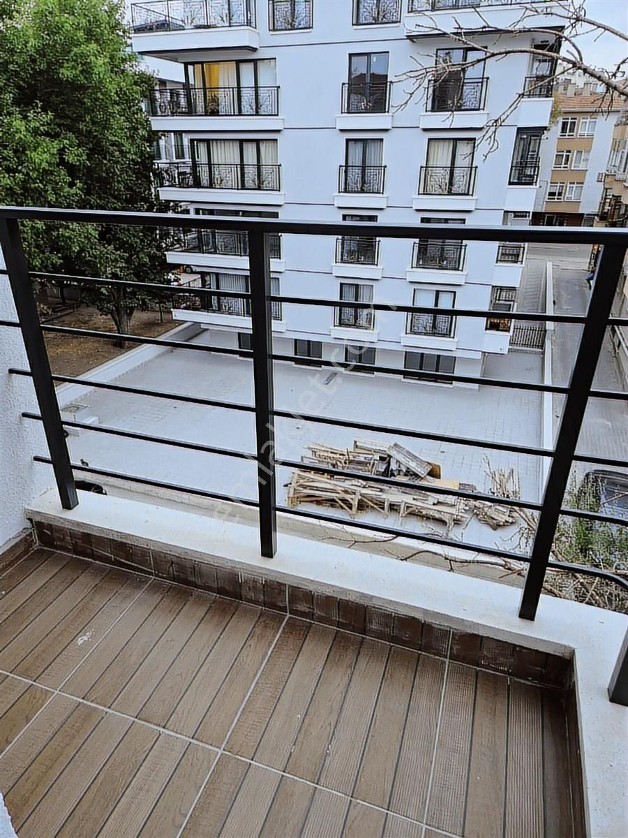 Ank Çank Bahcelievler Yeni Binada Ön Cephe Satılık 2+1 Daire - Görsel 19