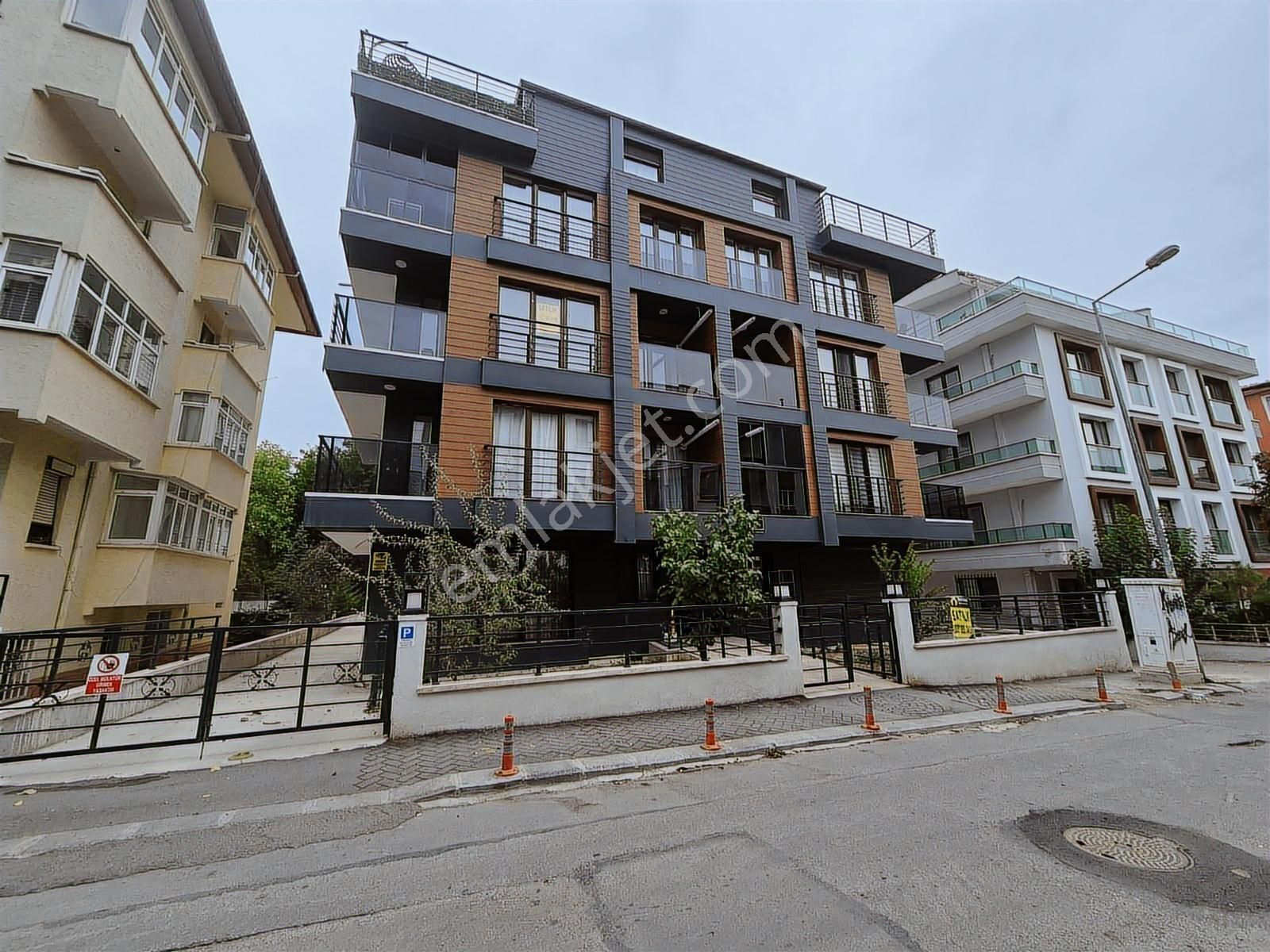 Ank Çank Bahcelievler Yeni Binada Ön Cephe Satılık 2+1 Daire - Görsel 29