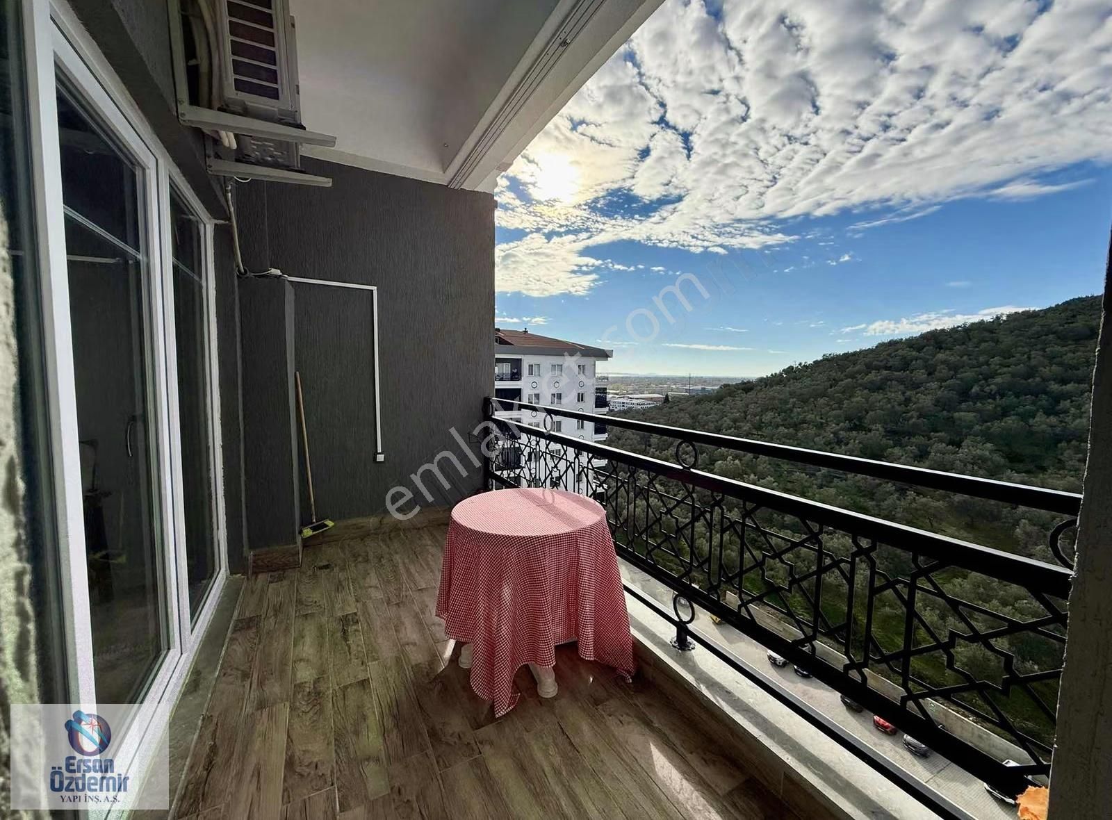 ▀ersan Yapı İnşaat Ultra Lüx Full Donanımlı Sitede Manzaralı 2+1 - Görsel 24