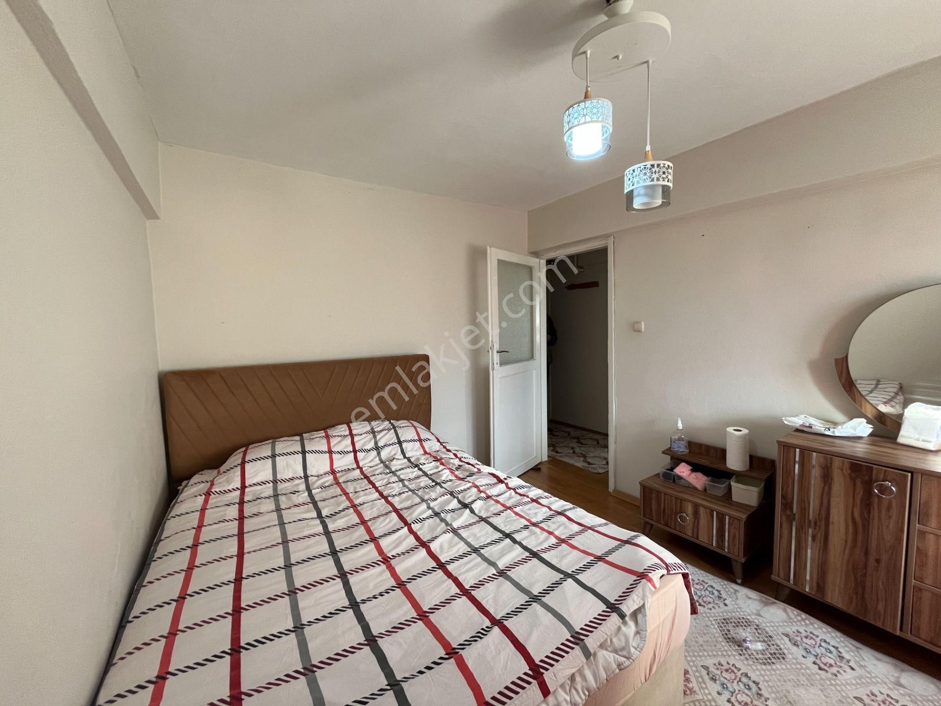 Karşıyaka Bahçelievler Mah. Doğalgazlı 2+1 Satılık Daire - Görsel 10