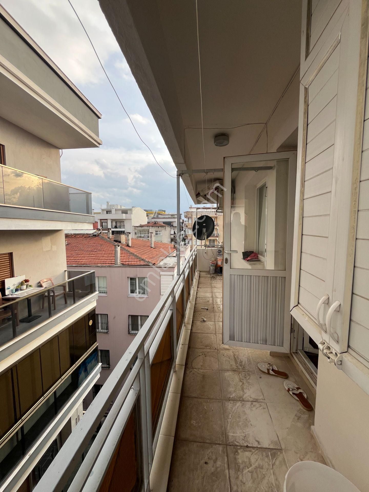 Karşıyaka Bahçelievler Mah. Doğalgazlı 2+1 Satılık Daire - Görsel 7