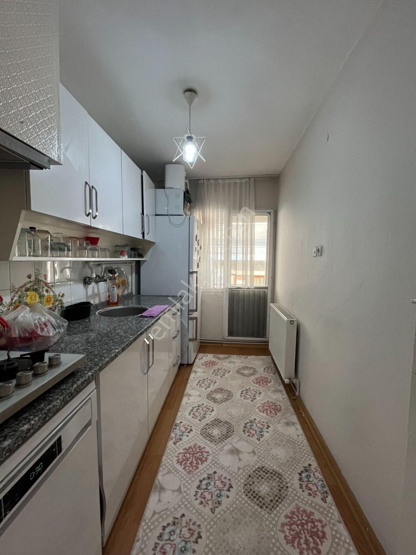 Karşıyaka Bahçelievler Mah. Doğalgazlı 2+1 Satılık Daire - Görsel 6