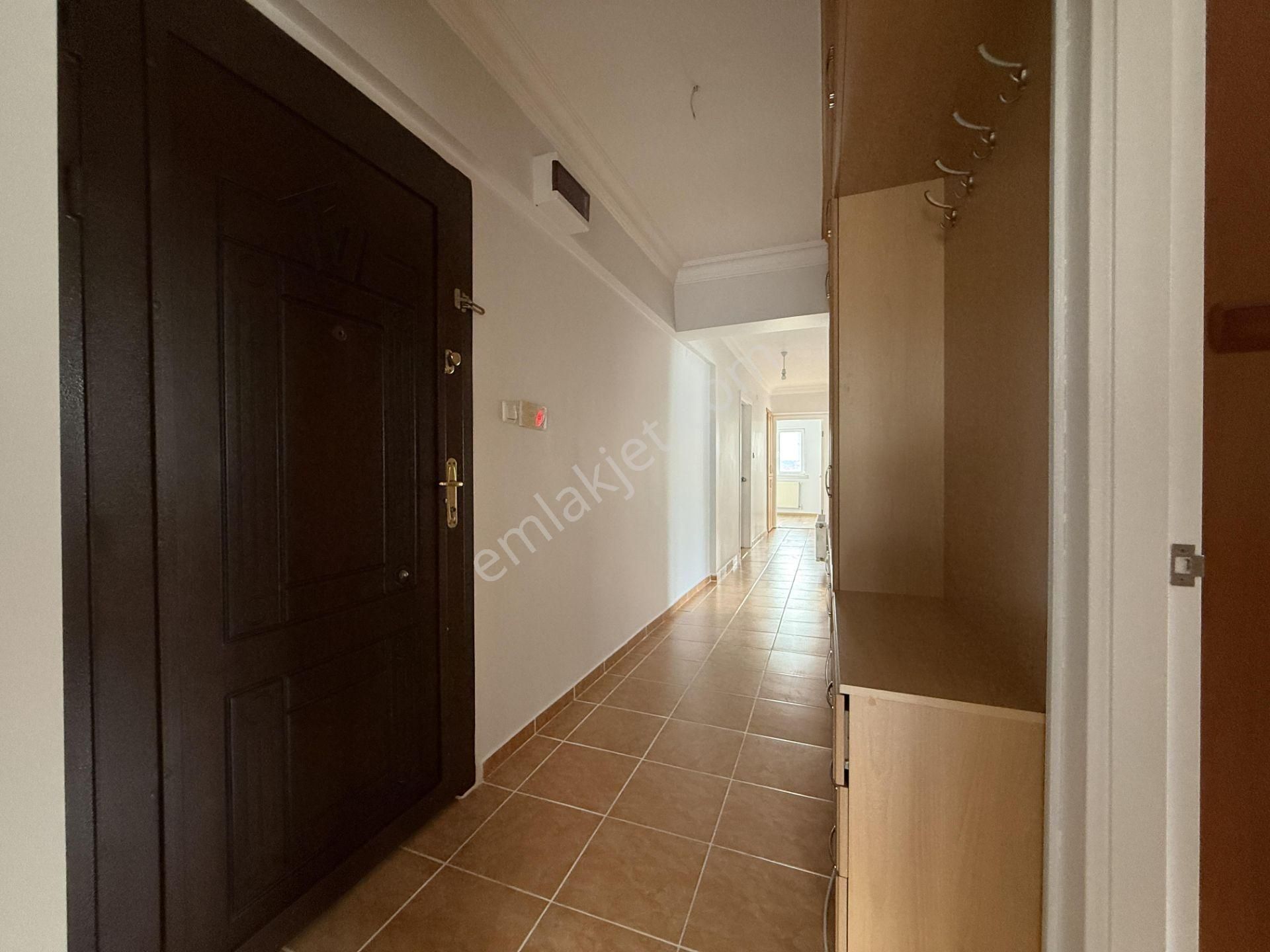 Pursaklar Mehmet Zengin Emlak'tan Yunus Emre Mah.ful Yapılı 3.kat 3+1 Daire - Görsel 24