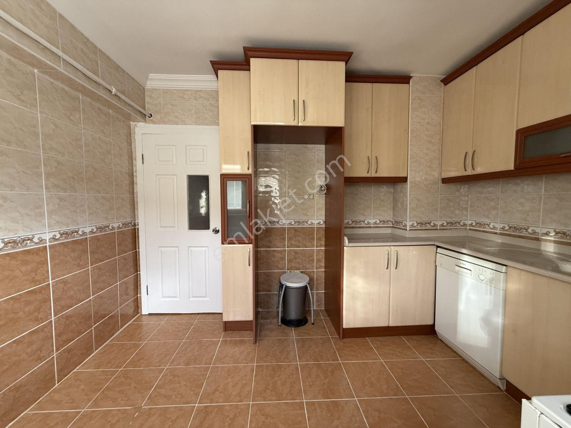 Pursaklar Mehmet Zengin Emlak'tan Yunus Emre Mah.ful Yapılı 3.kat 3+1 Daire - Görsel 3