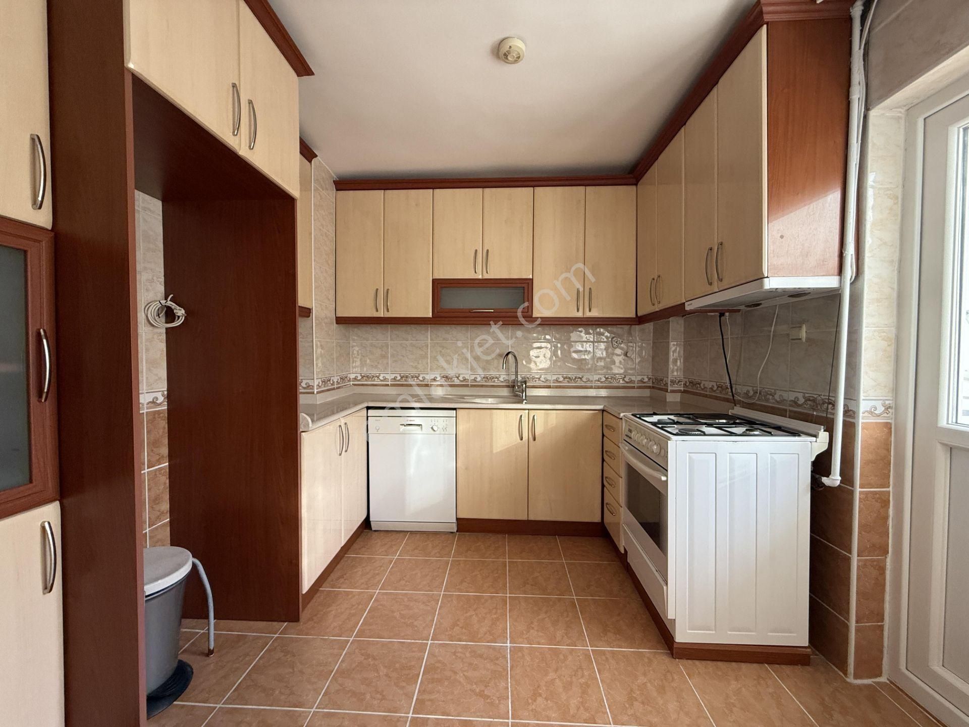 Pursaklar Mehmet Zengin Emlak'tan Yunus Emre Mah.ful Yapılı 3.kat 3+1 Daire - Görsel 2