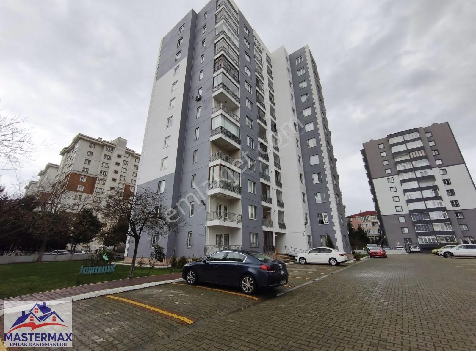 Emlaklarda Cadde Cephe 160 M2 4+1 Arakat Daire - Görsel 4