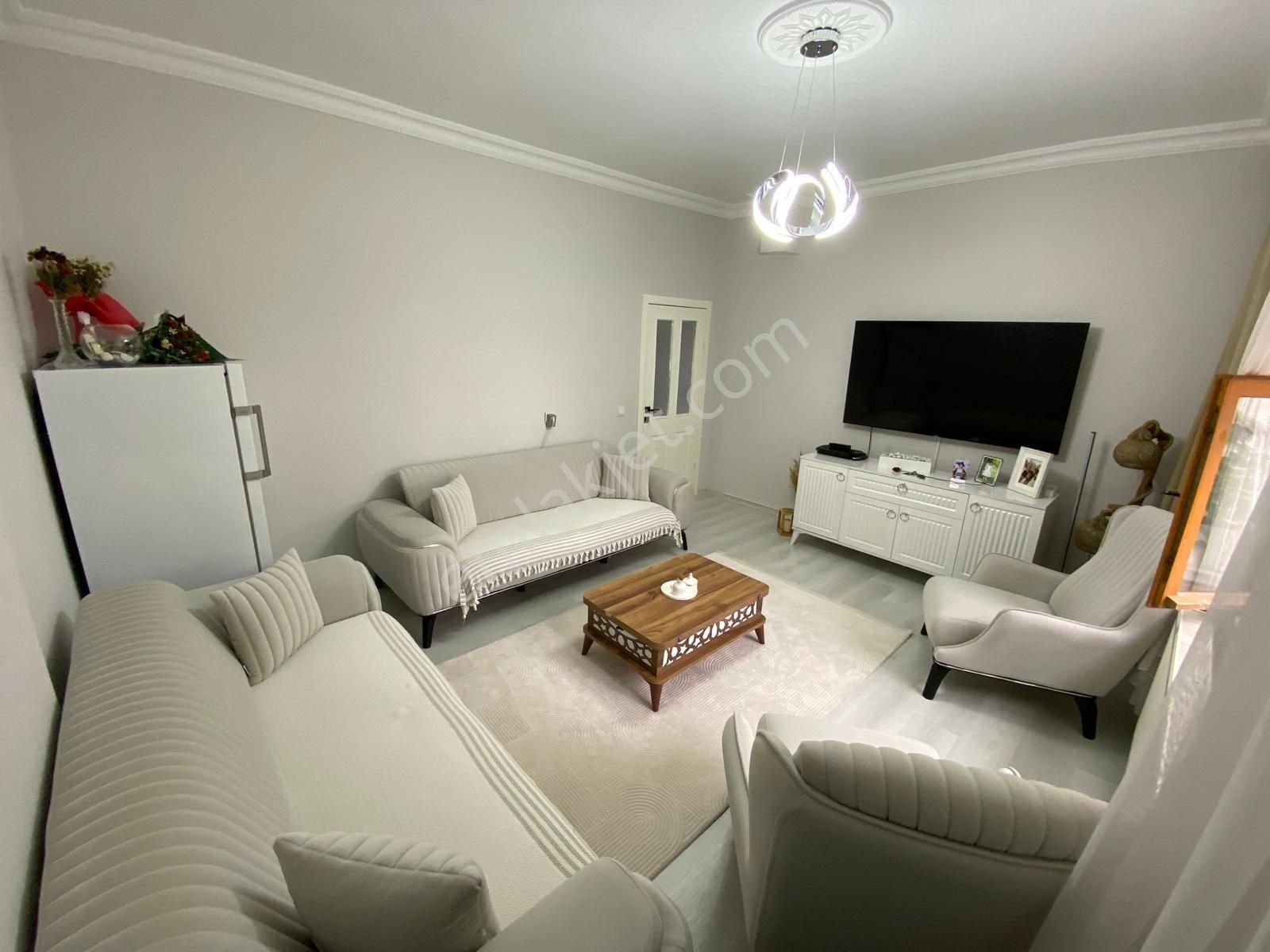 Elvan Mah Nasrettin Hoca Okul Yakını 3+1 Bahçe Kat Daire - Görsel 11