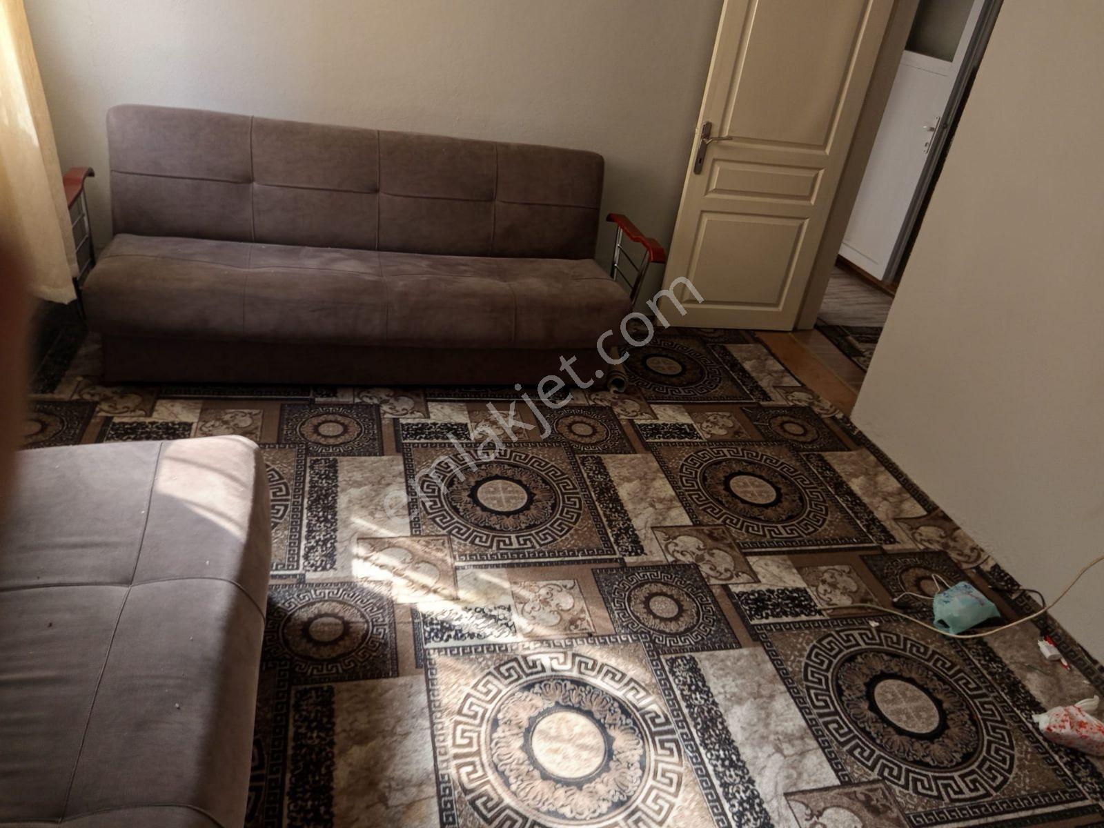 Eyüp Akşemsettin De 2+1 Satılık Daire Bahçe Katı - Görsel 3