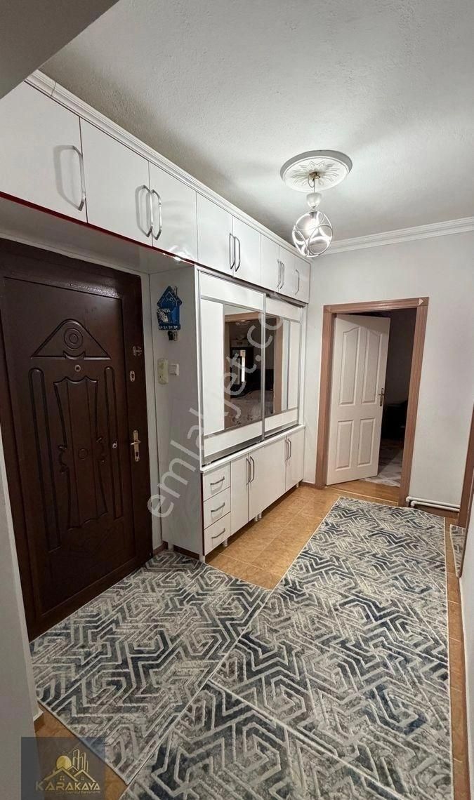 Karakaya Emlak Ofisinden Şehitlik Harika Konumda Kaçmaz Fırsat Daire!!! - Görsel 2