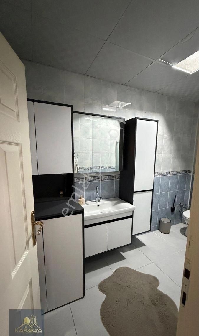 Karakaya Emlak Ofisinden Zafer Mahallesinde Harika Konumda Yapılı Daire - Görsel 8