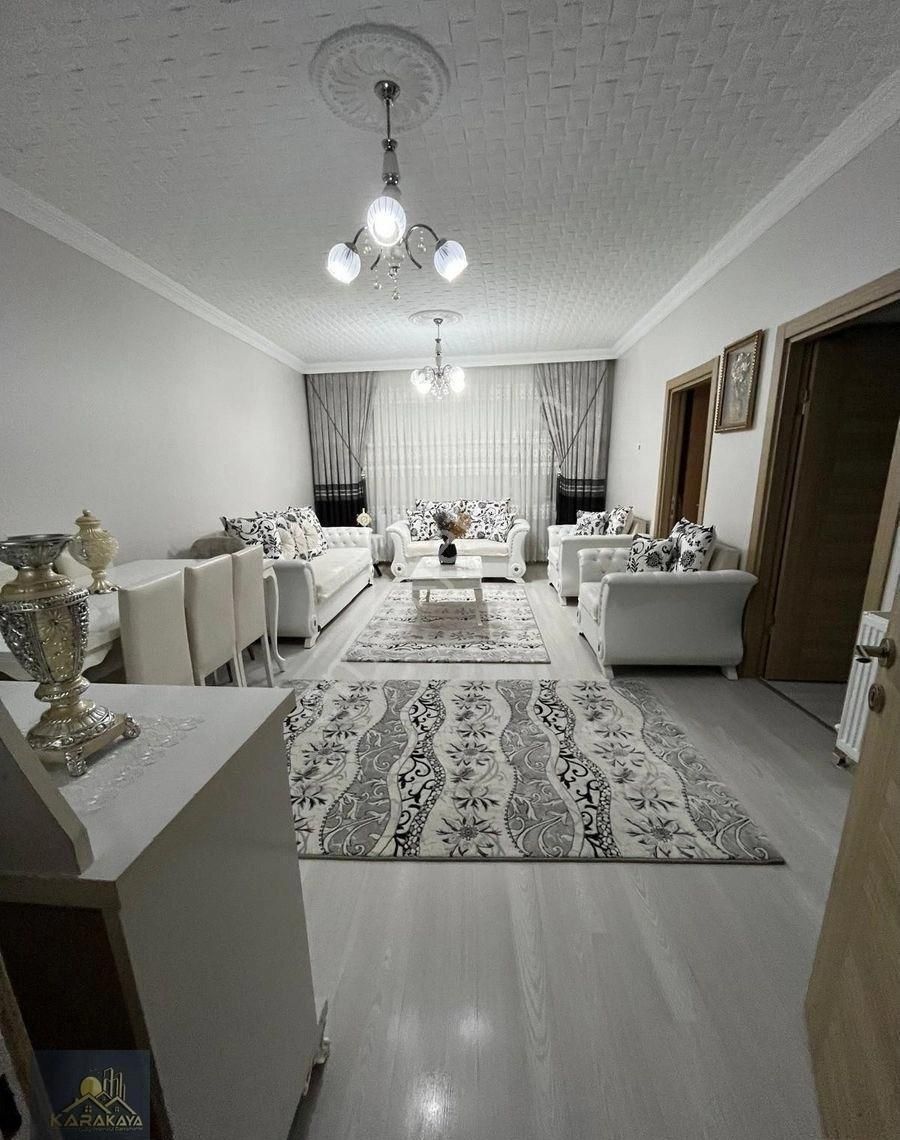 Karakaya Emlak Ofisinden Inönü Caddesinde Ful Yapılı Satılık Daire12