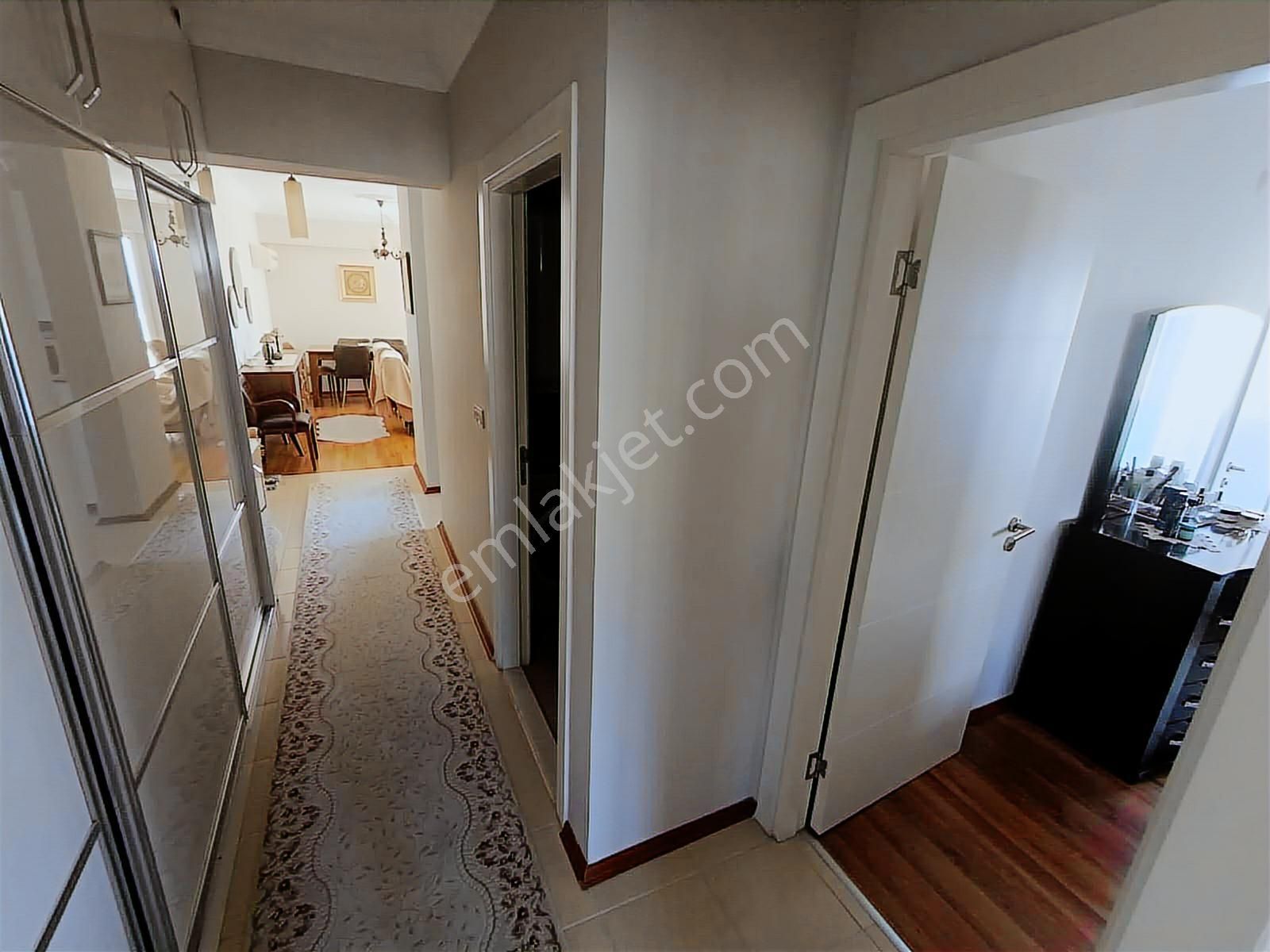 Çiğli'de Havuzlu Sitede Manzaraya Hakim Ferah 2+1 Daire H-43 - Görsel 24