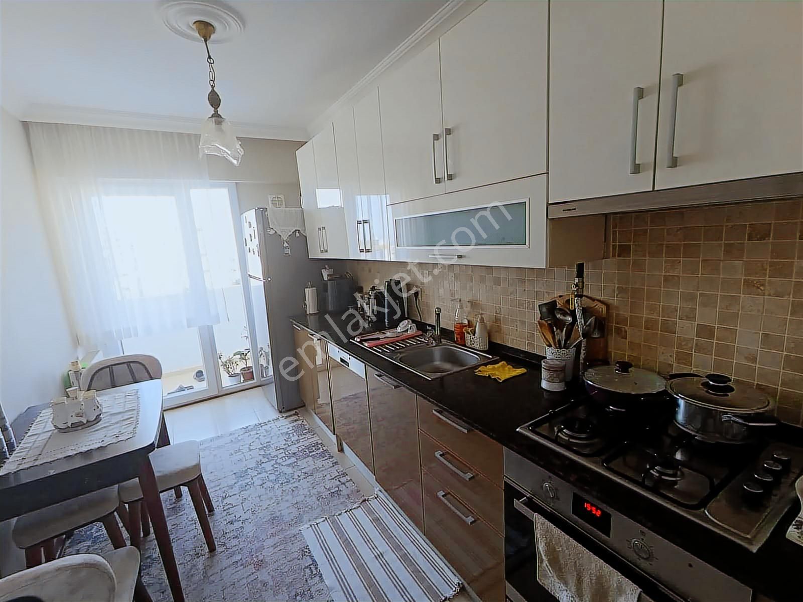 Çiğli'de Havuzlu Sitede Manzaraya Hakim Ferah 2+1 Daire H-43 - Görsel 17