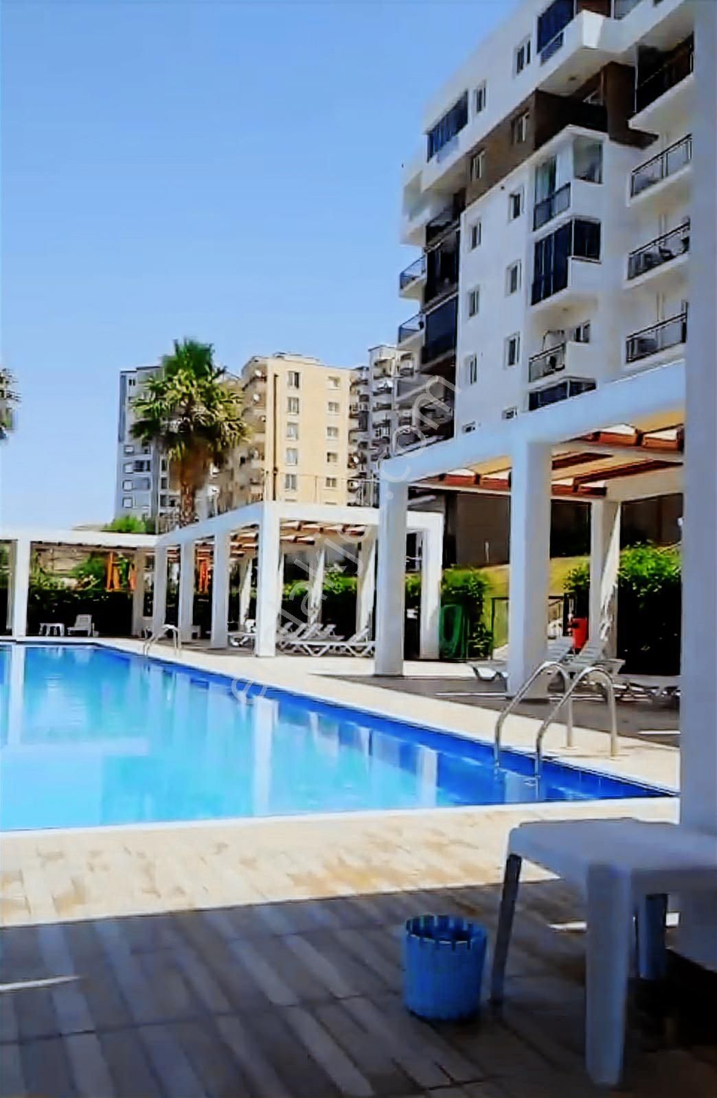 Çiğli'de Havuzlu Sitede Manzaraya Hakim Ferah 2+1 Daire H-43 - Görsel 12