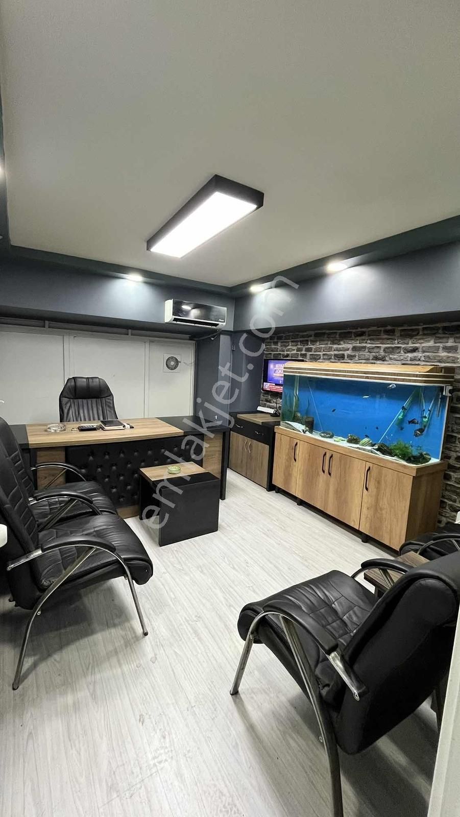 Mega Center A Blok'da Kiralık 64 M2. Buzhaneli Dükkan - Görsel 6