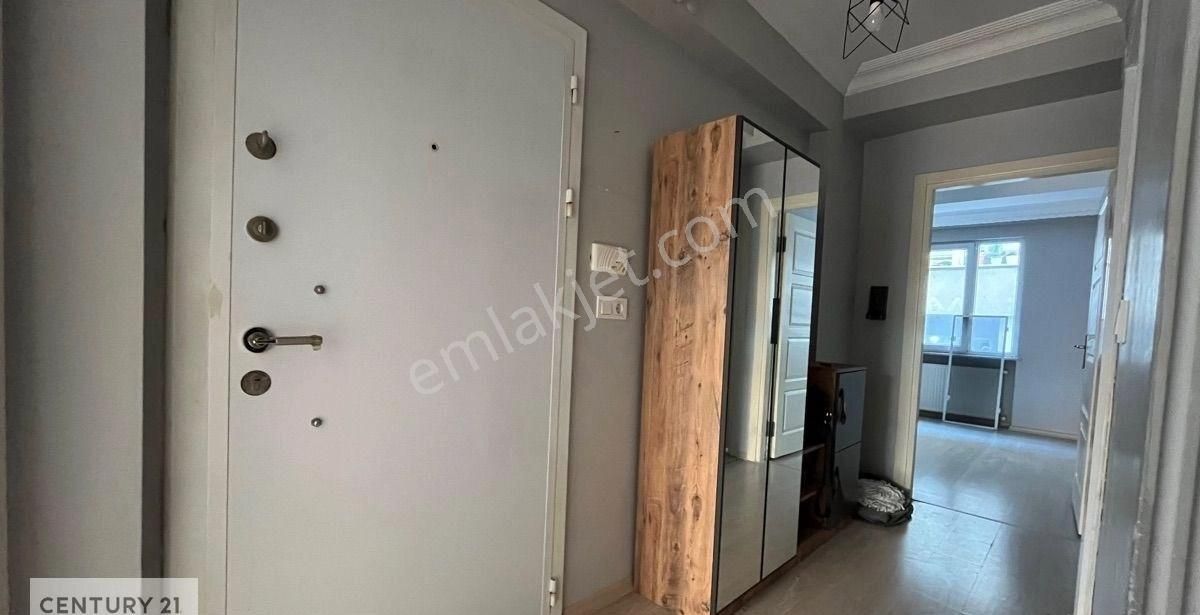 Mall Of İstanbula Yürüme Mesafesinde Mehmet Akif Mahallesi İskanlı Satılık 2+1 - Görsel 16