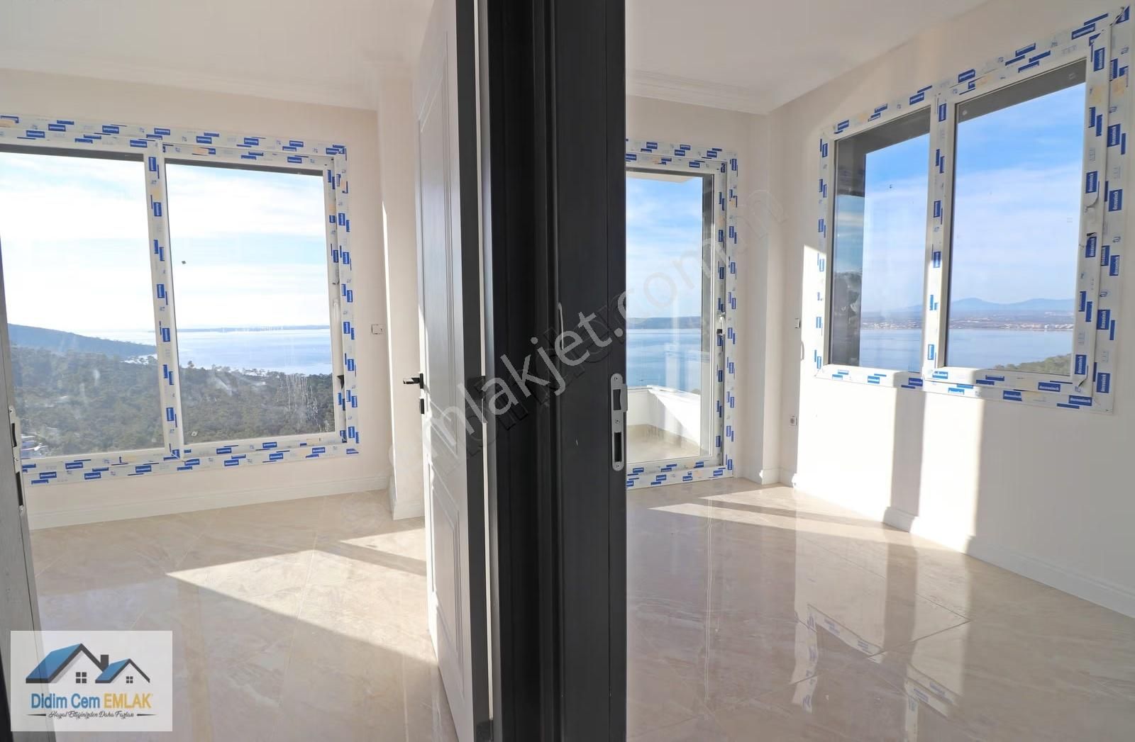 Salondan Denizi İzlemek İstermisiniz! 4+1 Satılık Triplex Villa - Görsel 20