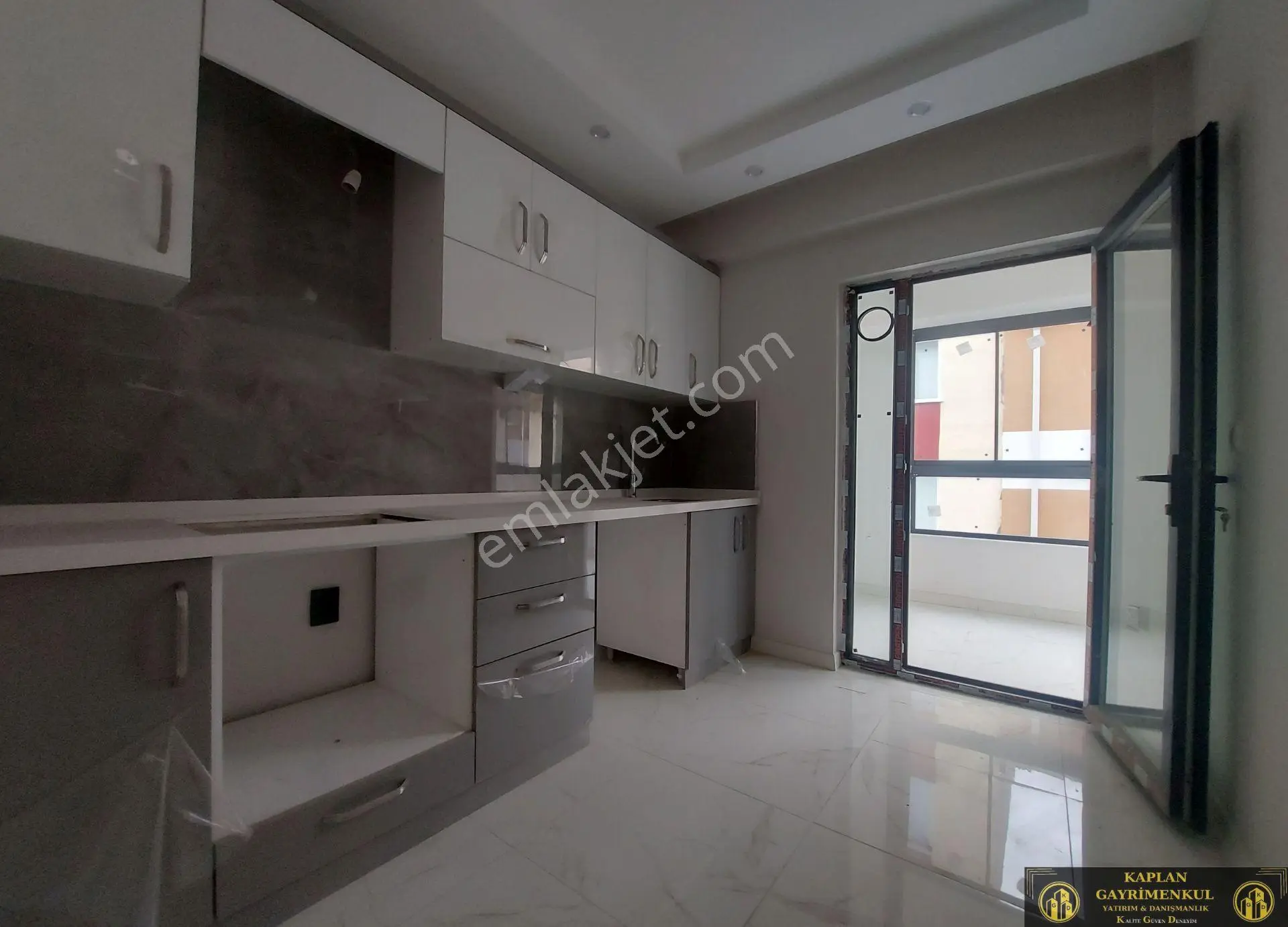 Kaplan Gayrimenkul’den 71 Mah. Şehir Hastanesi Yakını 2+0 57 M² Satılık Daireler