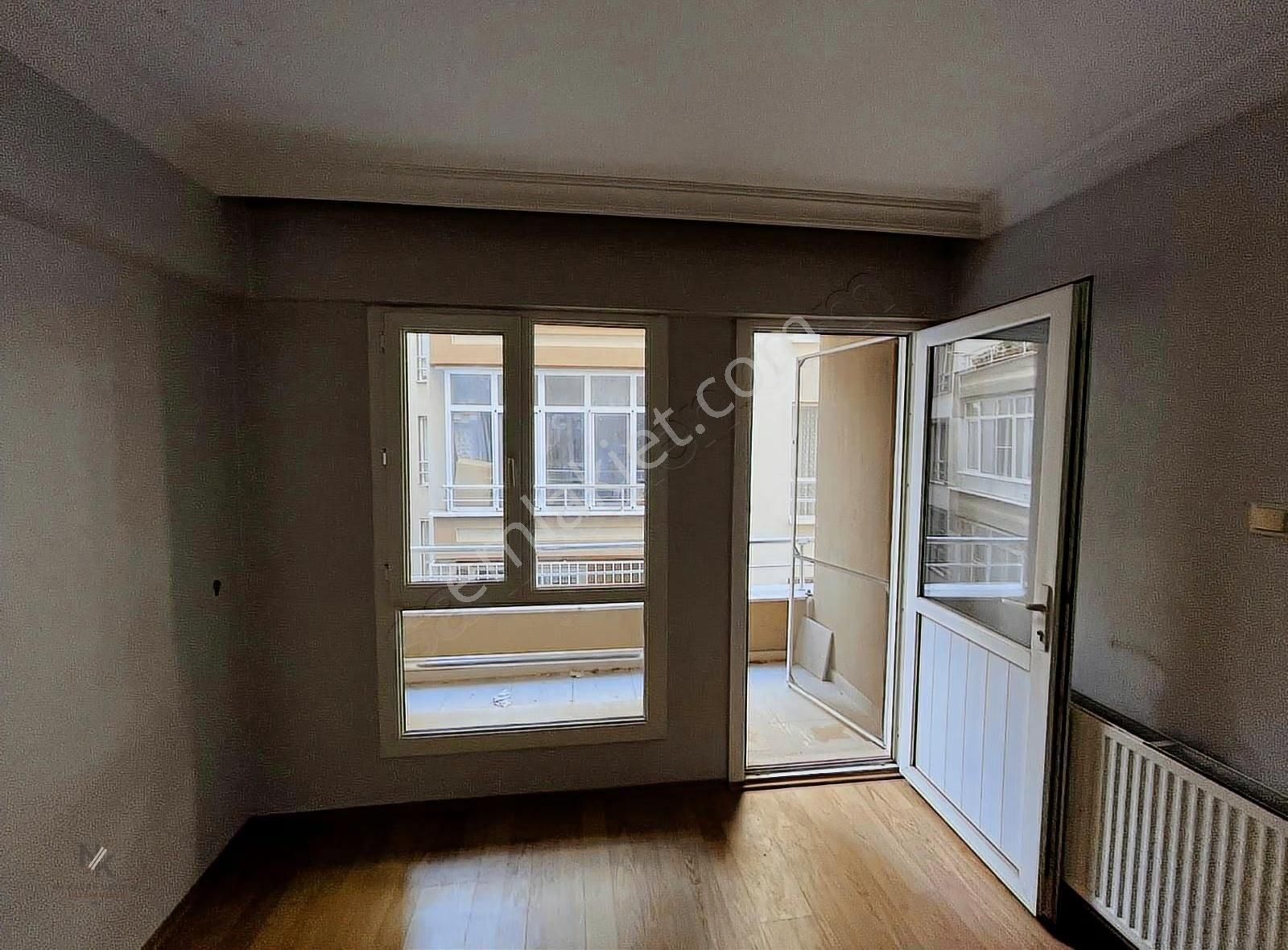 Reşat Bey Mah. 3+1 140m2 Daire - Görsel 12