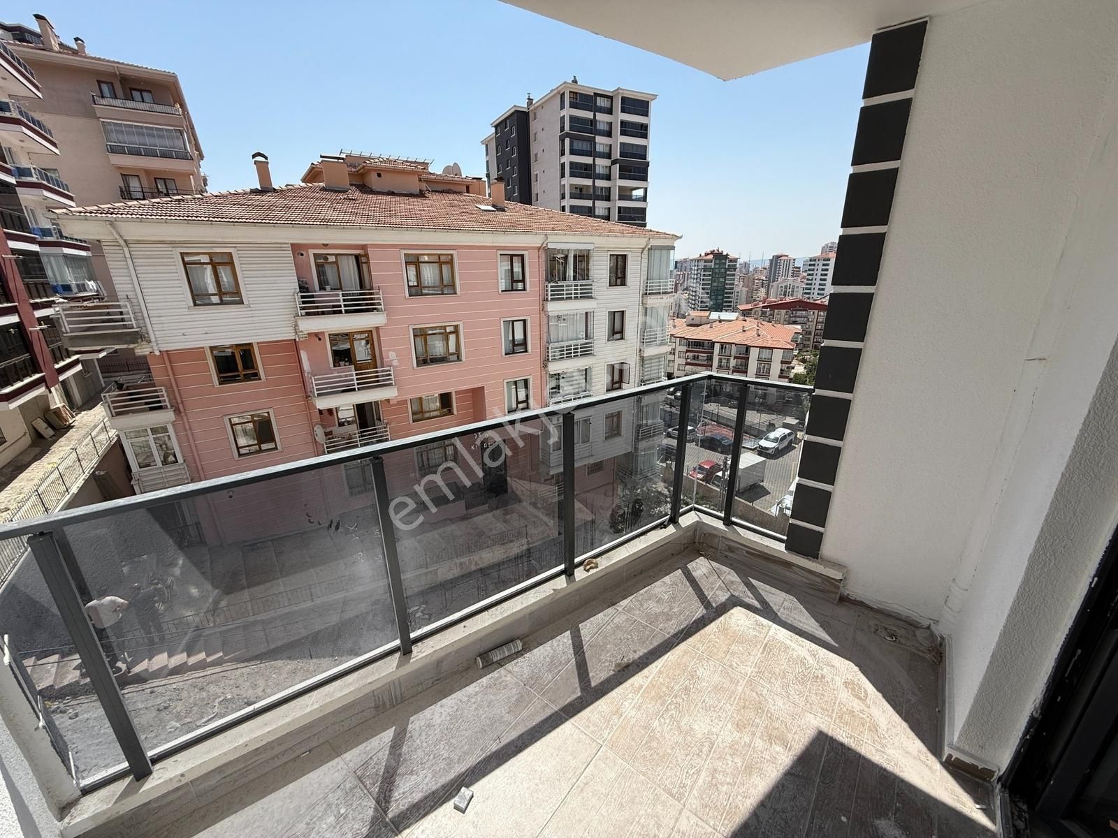 3+1 Sıfır 1.kat Cadde Paraleli Merkezi Konum Yeni Yapı - Görsel 7