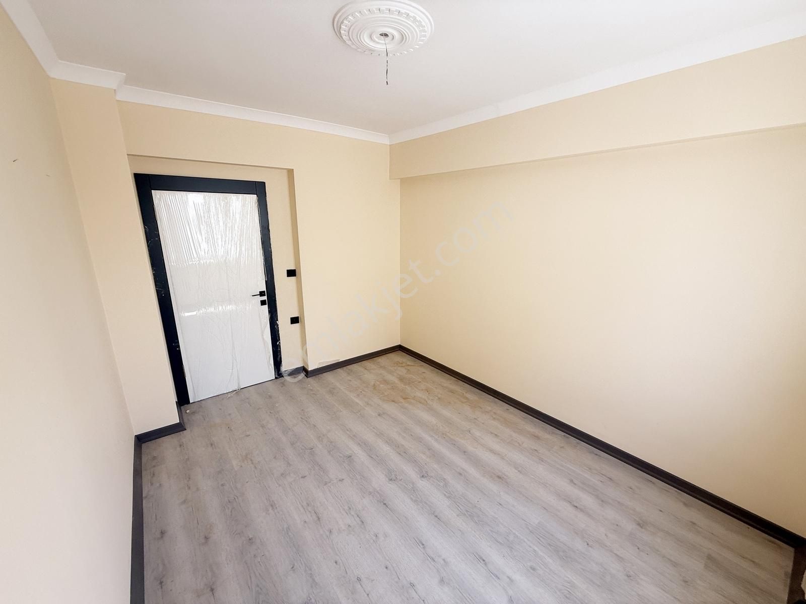 3+1 Sıfır 1.kat Cadde Paraleli Merkezi Konum Yeni Yapı - Görsel 29