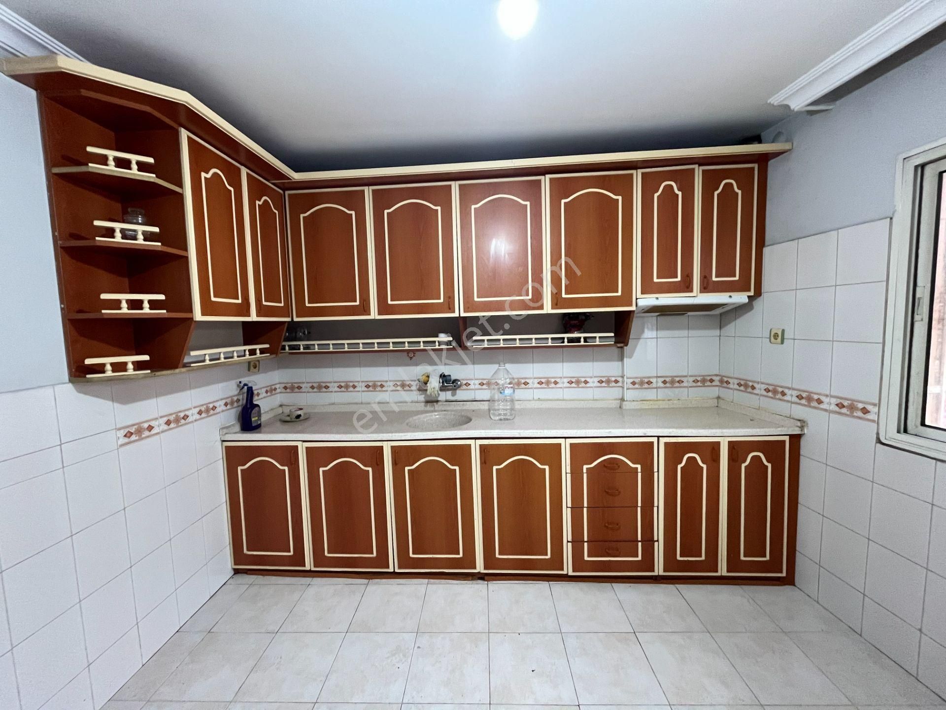 Gümüşpala Emek Mah.'de Deniz Manzaralı 2+1 Kiralık Daire - Görsel 5