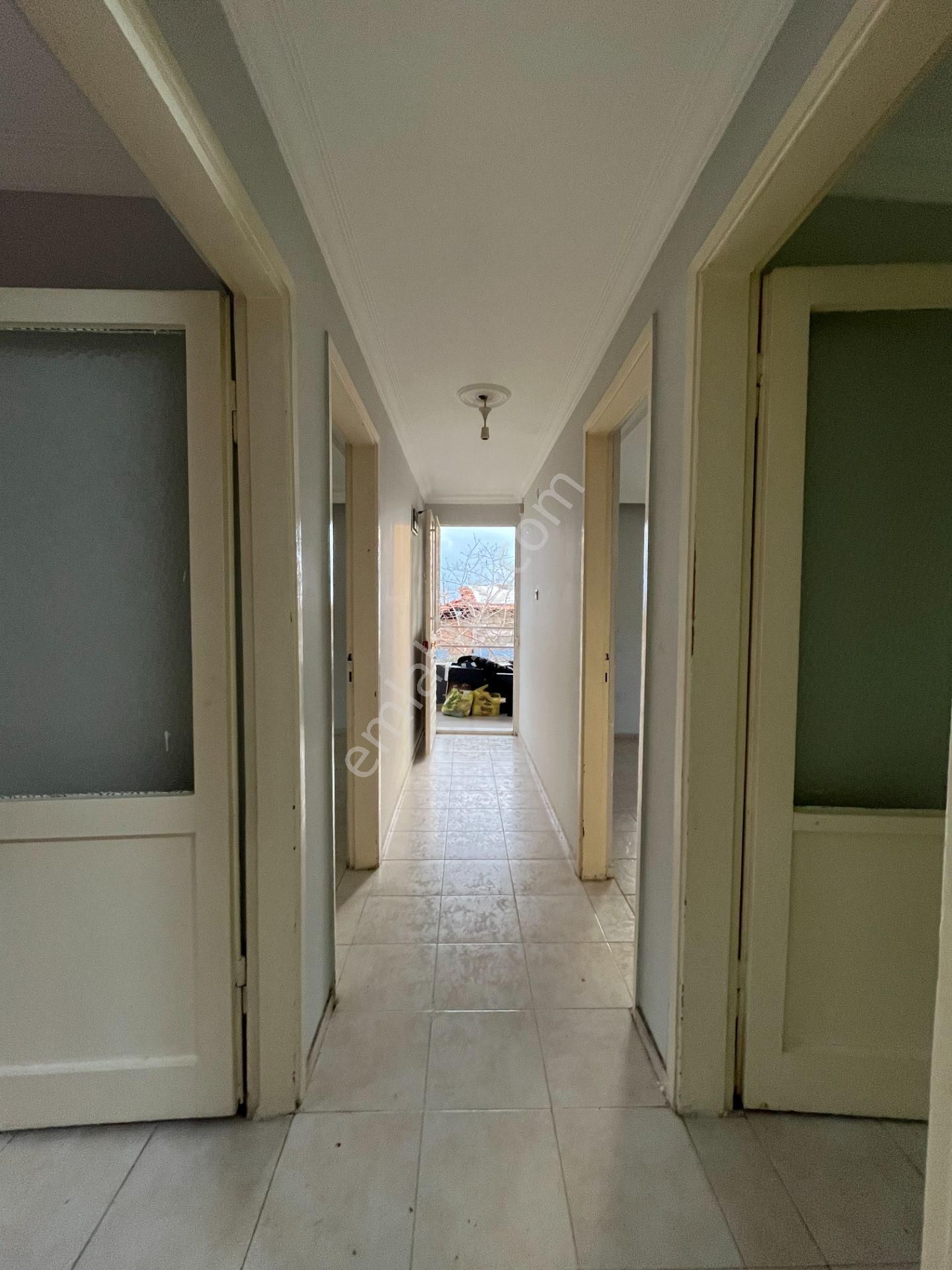 Gümüşpala Emek Mah.'de Deniz Manzaralı 2+1 Kiralık Daire - Görsel 13