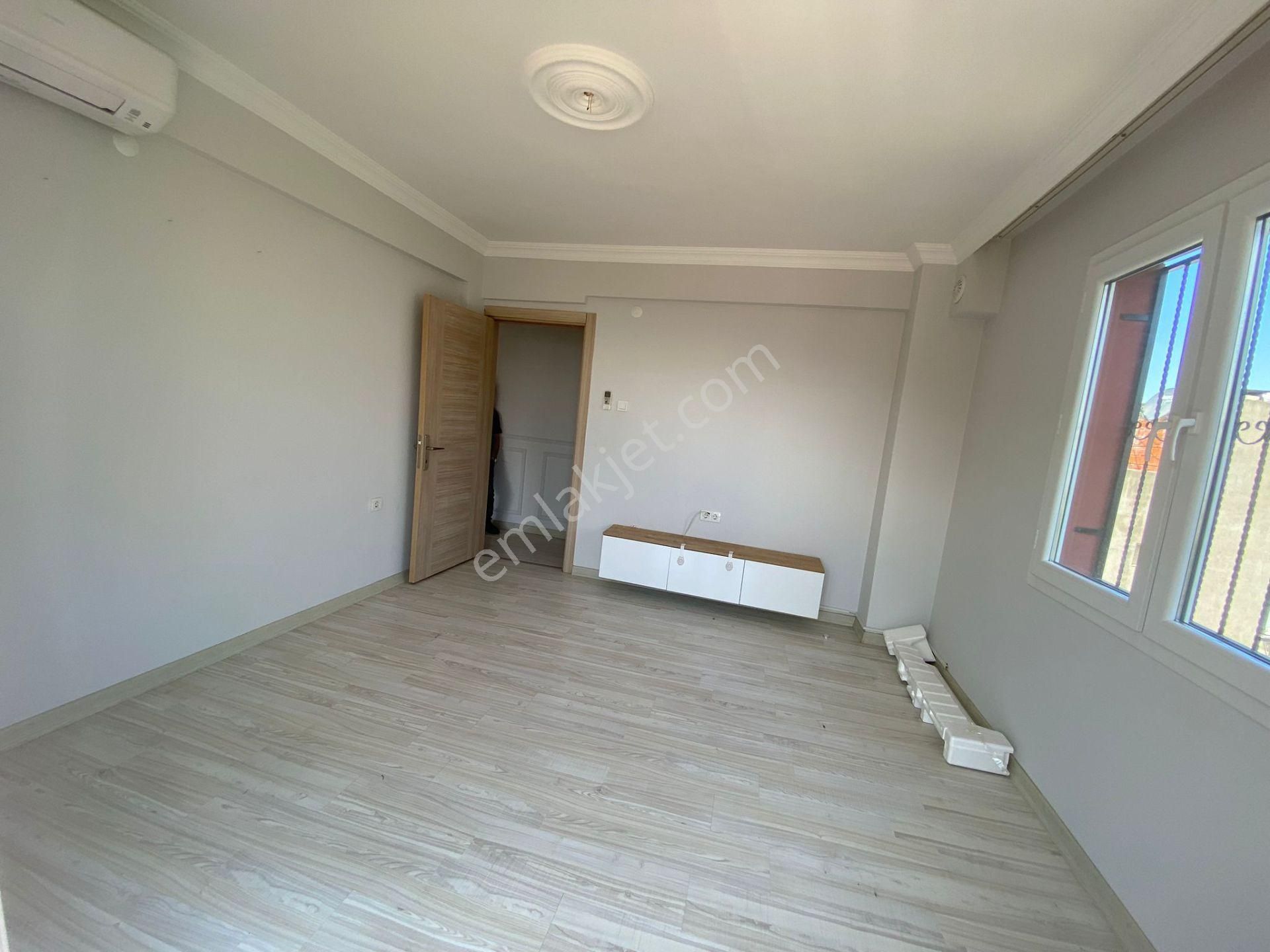 Konak Saygı Mah.de Toros Meydan Yakını 2+1 80m2 Ayrı Mutfak Bakımlı Arakat Temiz Kiralık Daire - Görsel 2