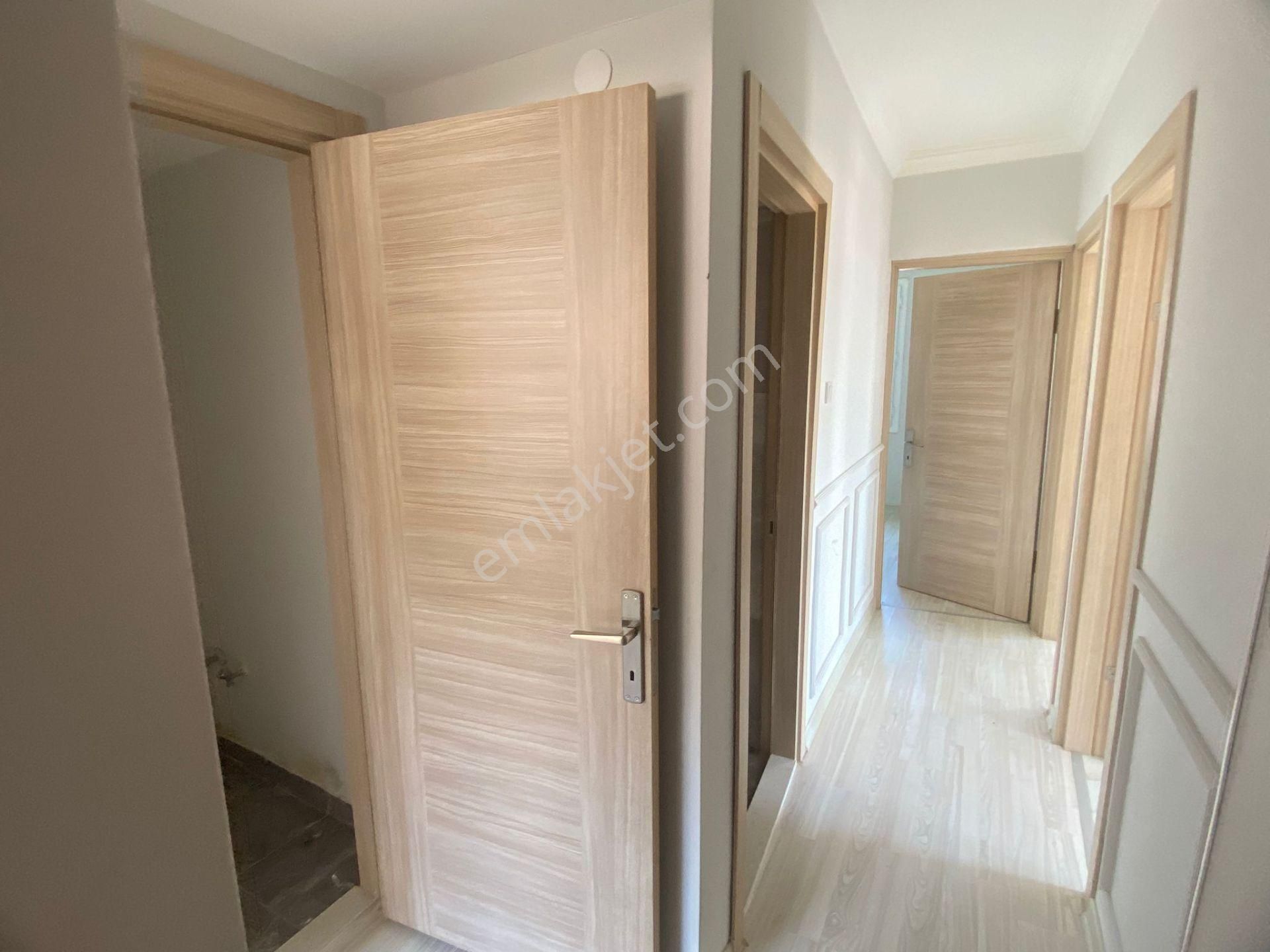 Konak Saygı Mah.de Toros Meydan Yakını 2+1 80m2 Ayrı Mutfak Bakımlı Arakat Temiz Kiralık Daire - Görsel 21