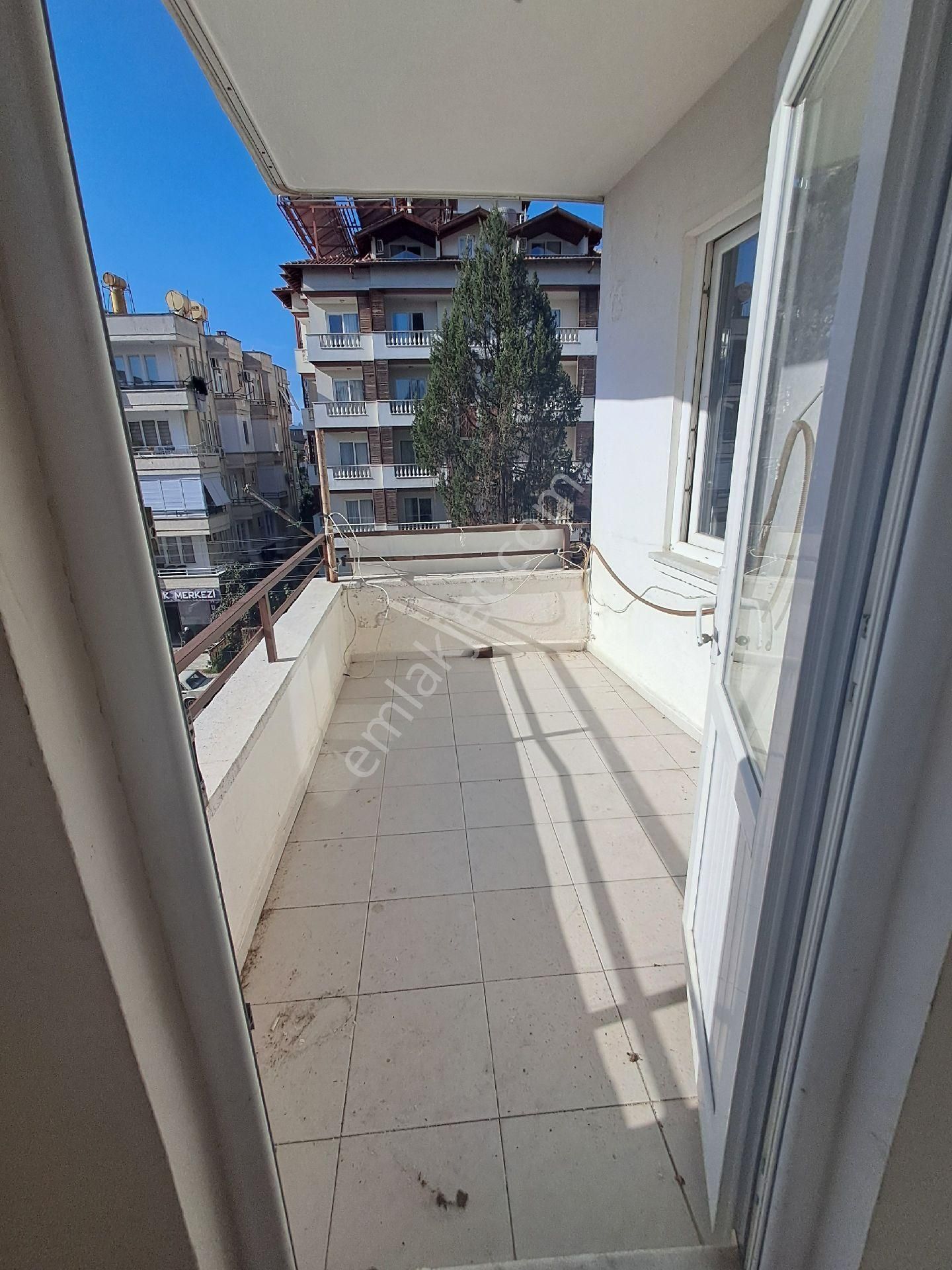 2+1 Satılık Ayrı Mutfak Daire - Görsel 6