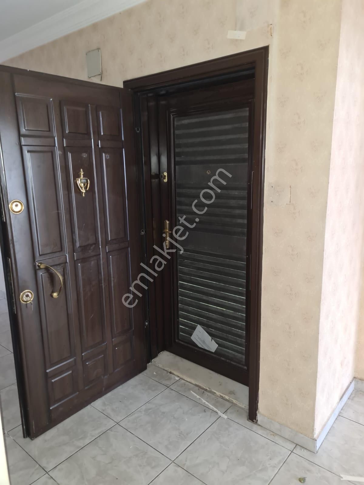 Çınarlı Mah.ziyapaşa Bulvarına Yürüme Mesafesin'de 3+1 Kiralık İşyeri...... - Görsel 14