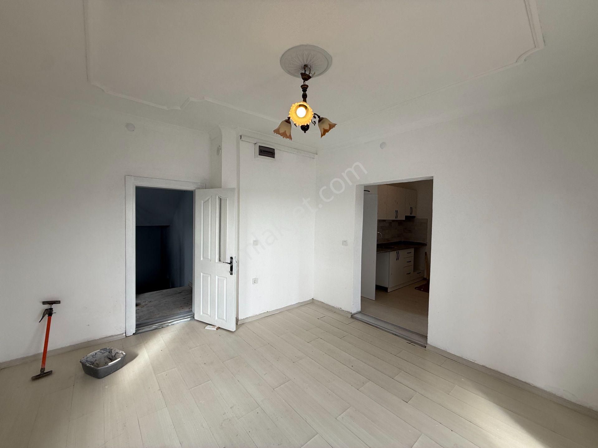 Konacık'da Yenilenmiş Geniş 1+1 Daire - Görsel 10