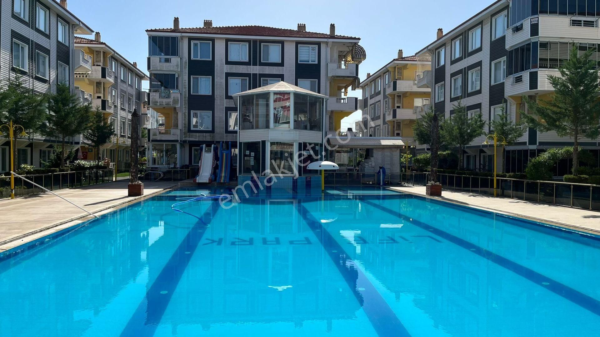 Sivişoğlu Lifepark Ta Havuz Cephe Cam Balkonlu 2+1 Satılık Daire - Görsel 5