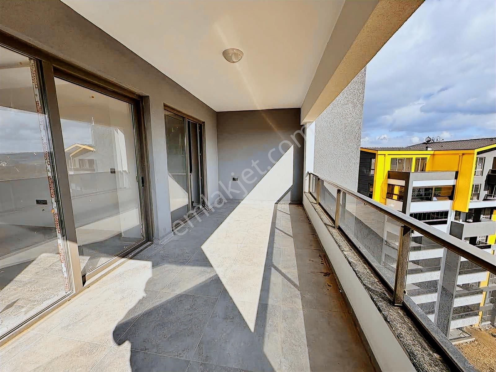 Nilüfer Kızılcıklı Satlık 3+1 Havuzlu Sıfır Daire Net 132 M2 - Görsel 5